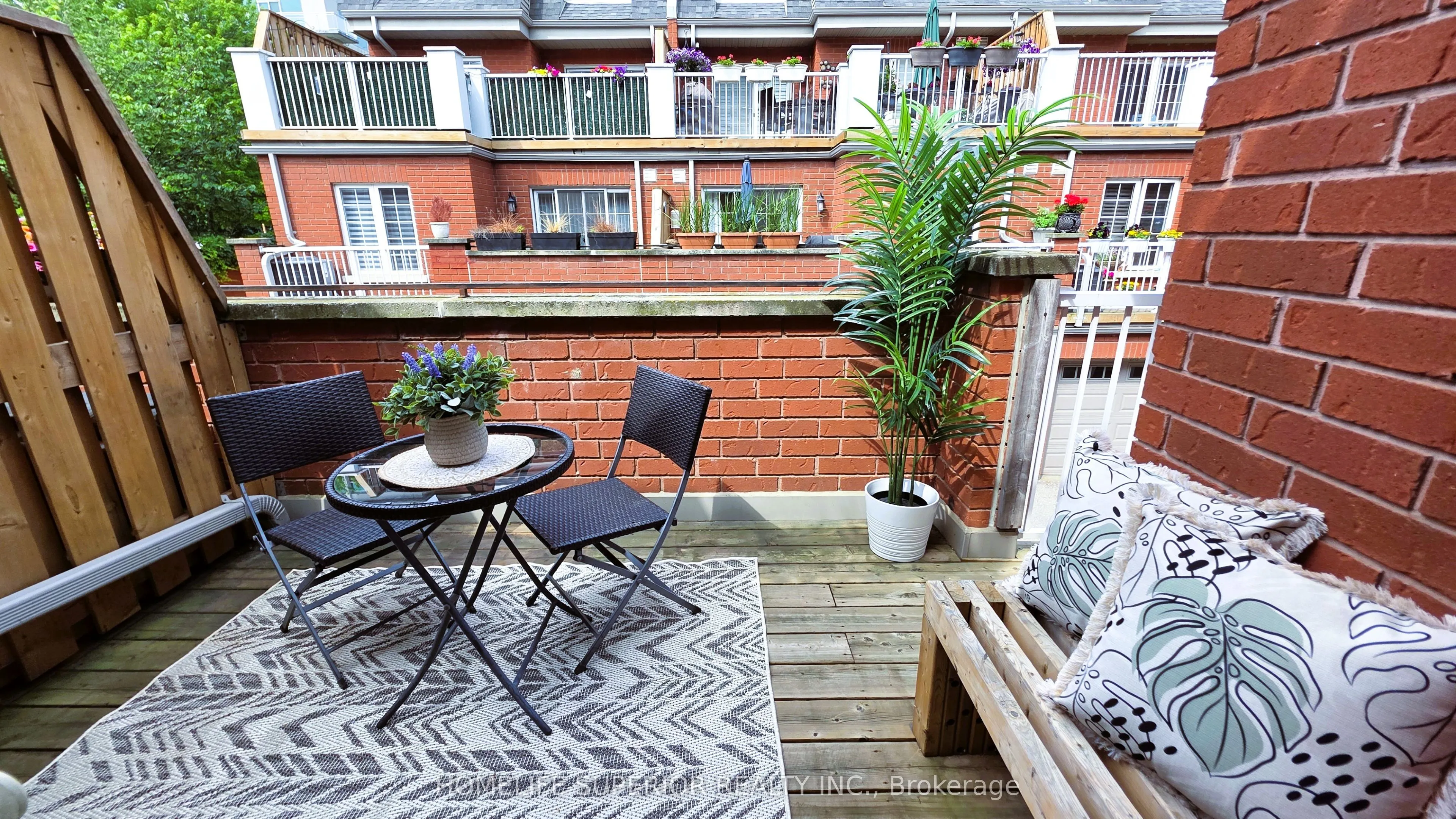 122 Strachan Avenue, #1