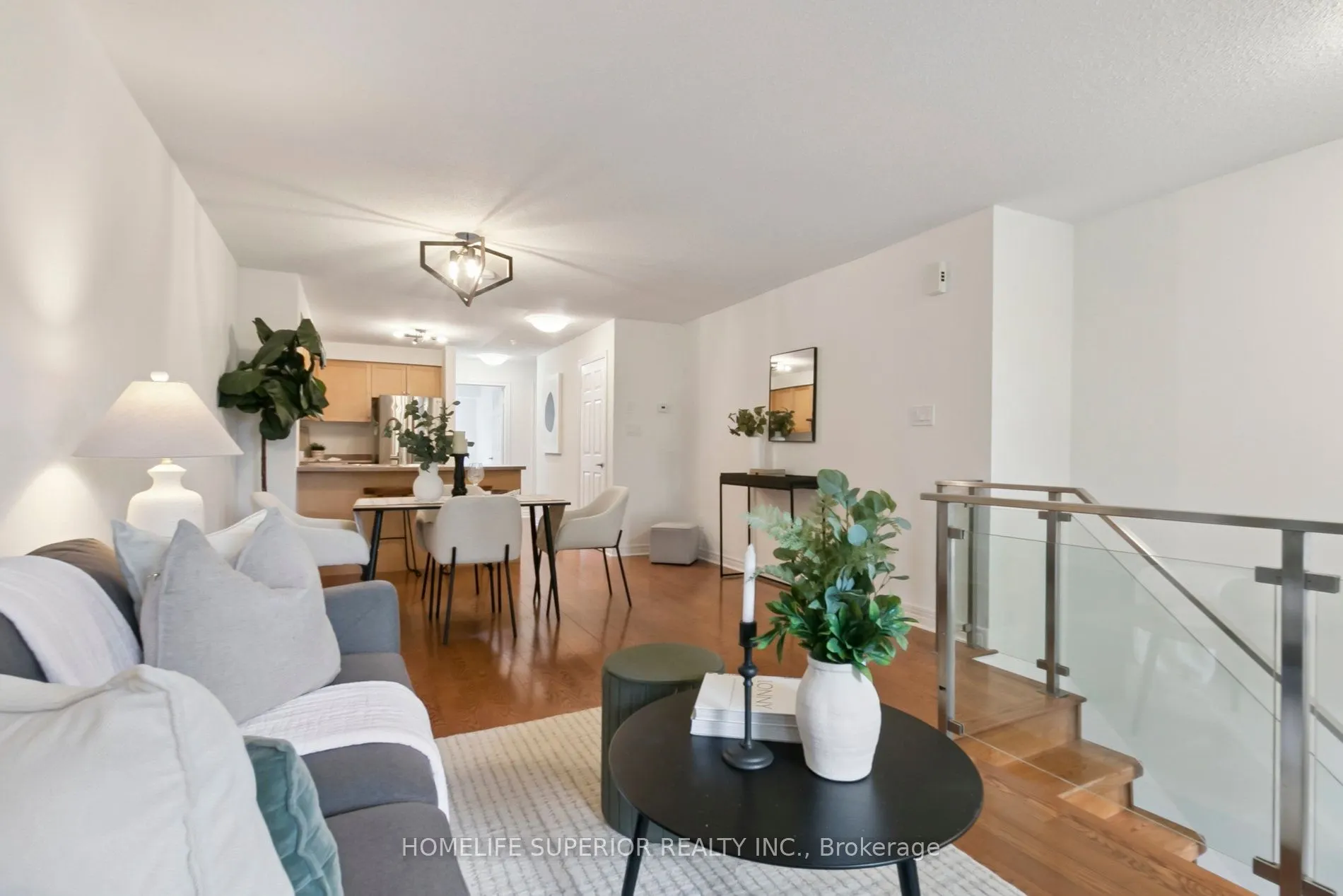 122 Strachan Avenue, #1