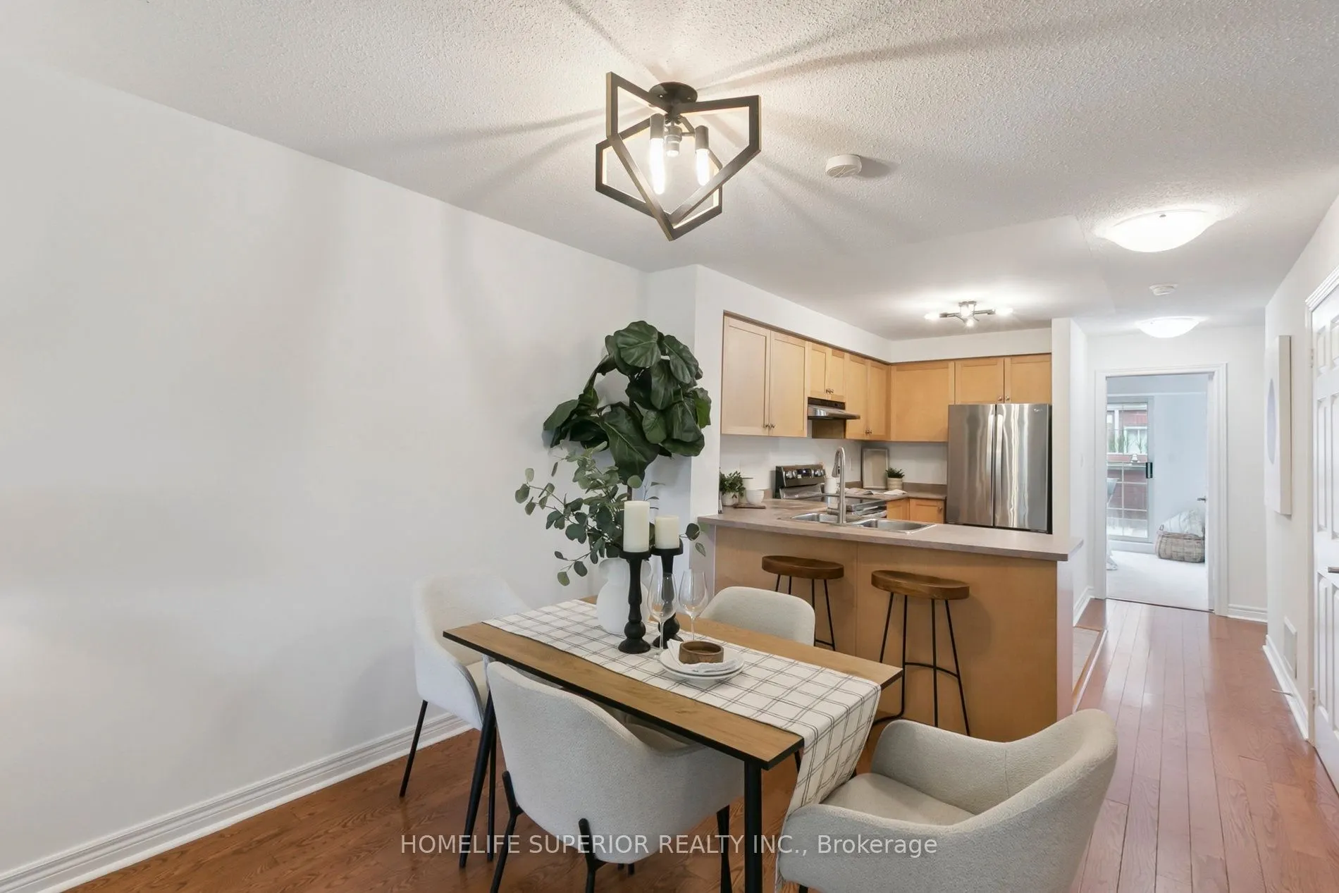 122 Strachan Avenue, #1