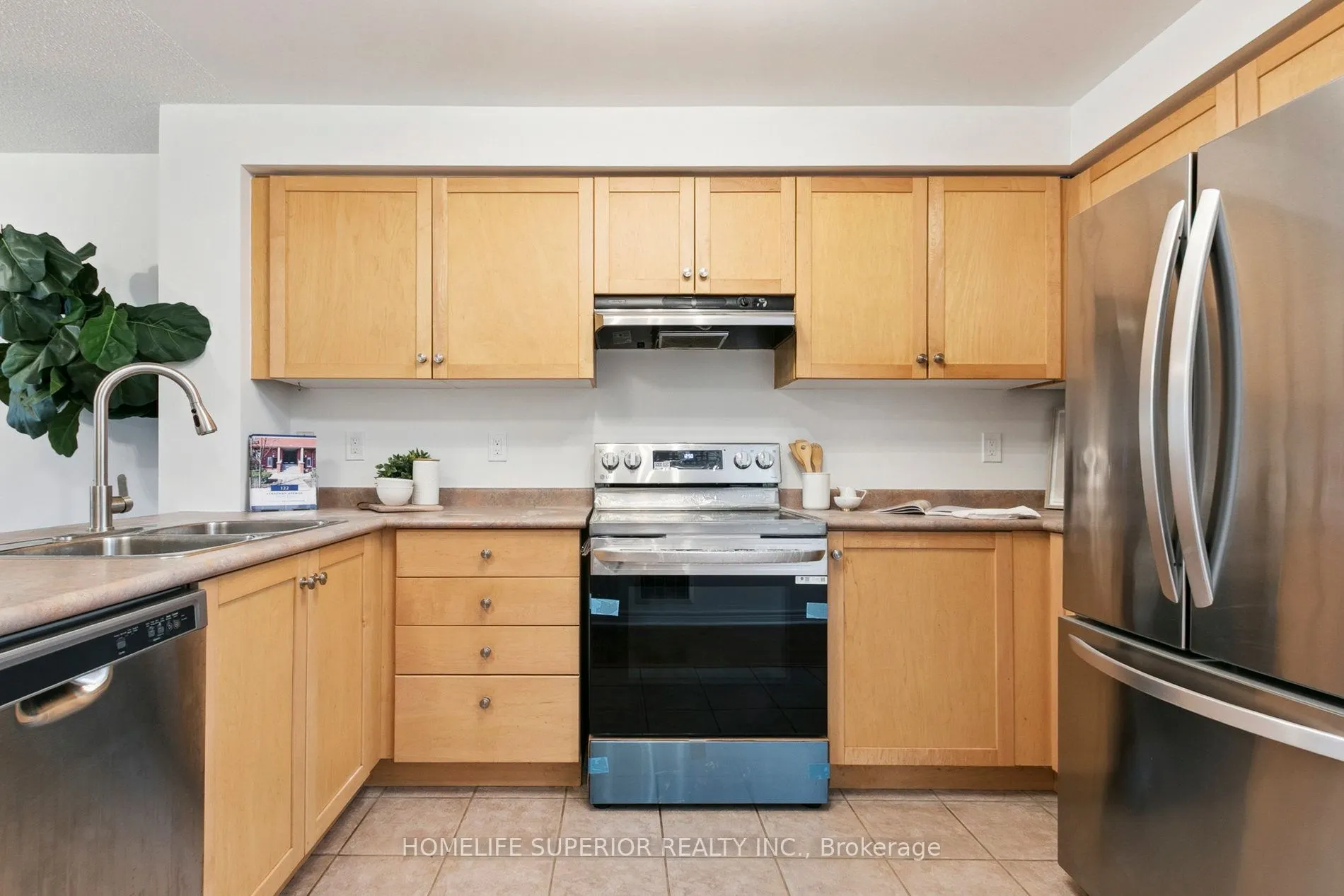 122 Strachan Avenue, #1