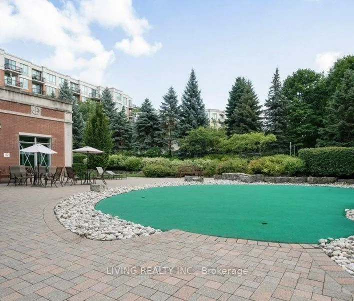 18 William Carson Crescent, #302