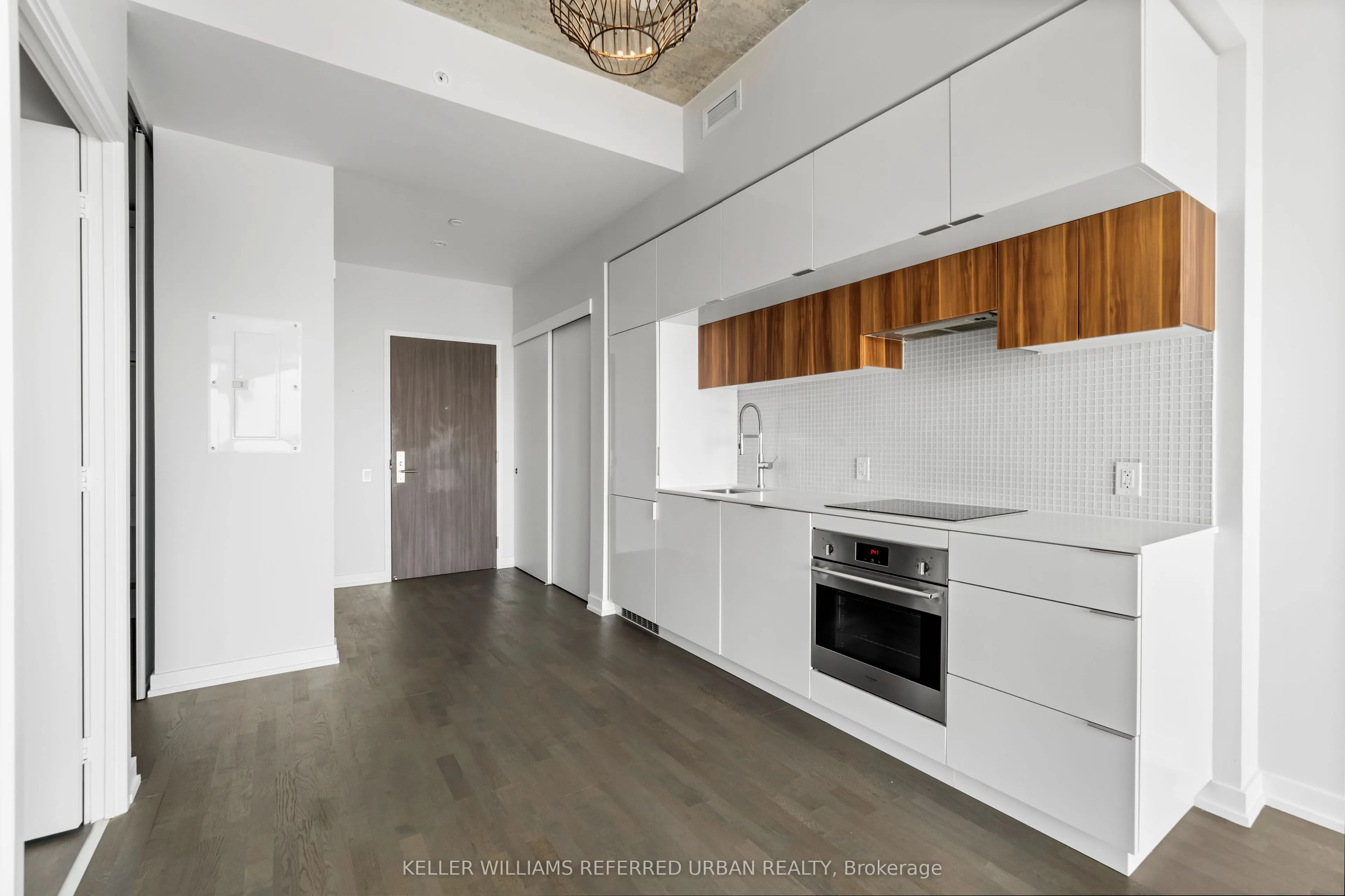 185 Roehampton Avenue, #3408