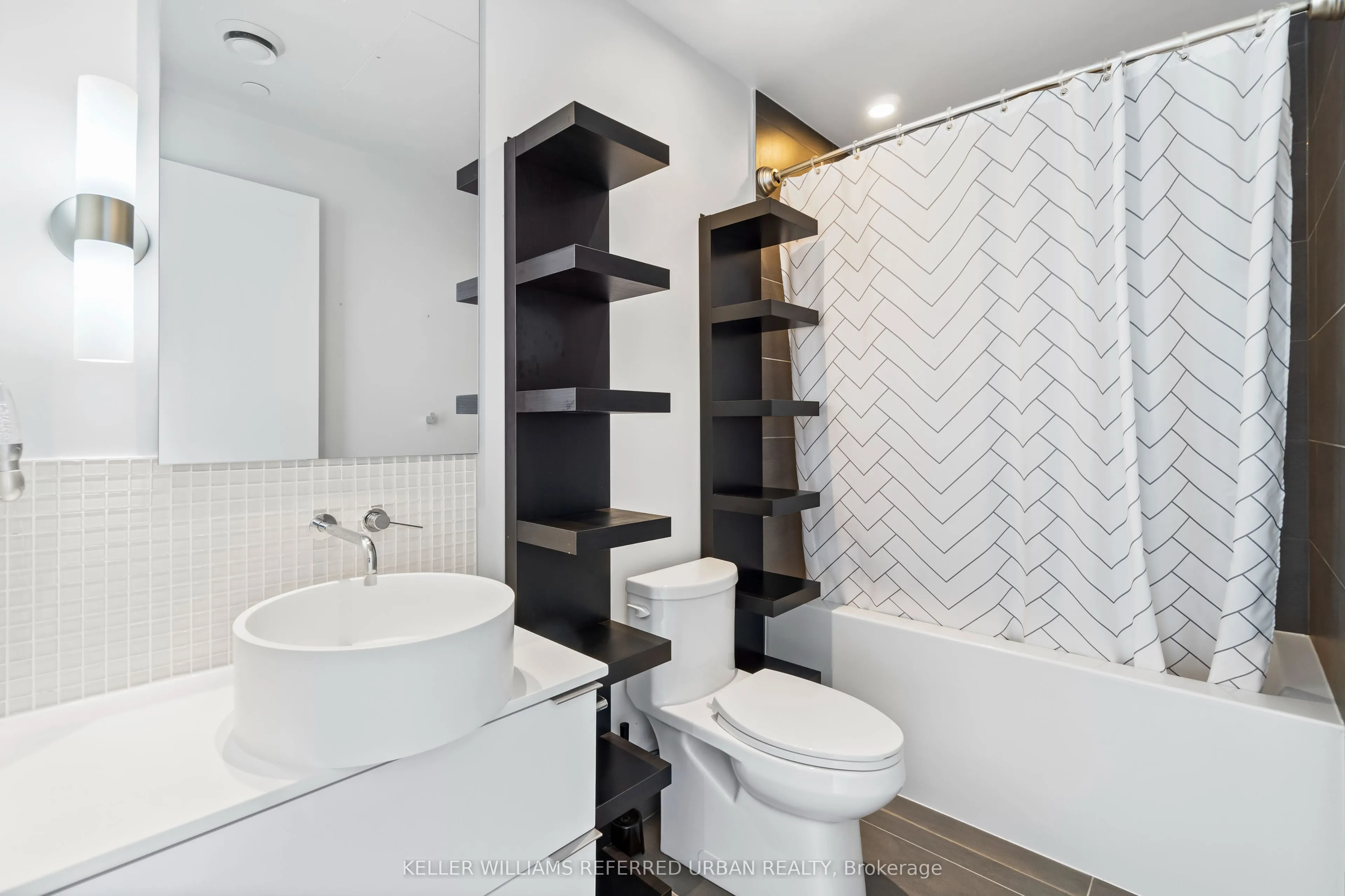 185 Roehampton Avenue, #3408