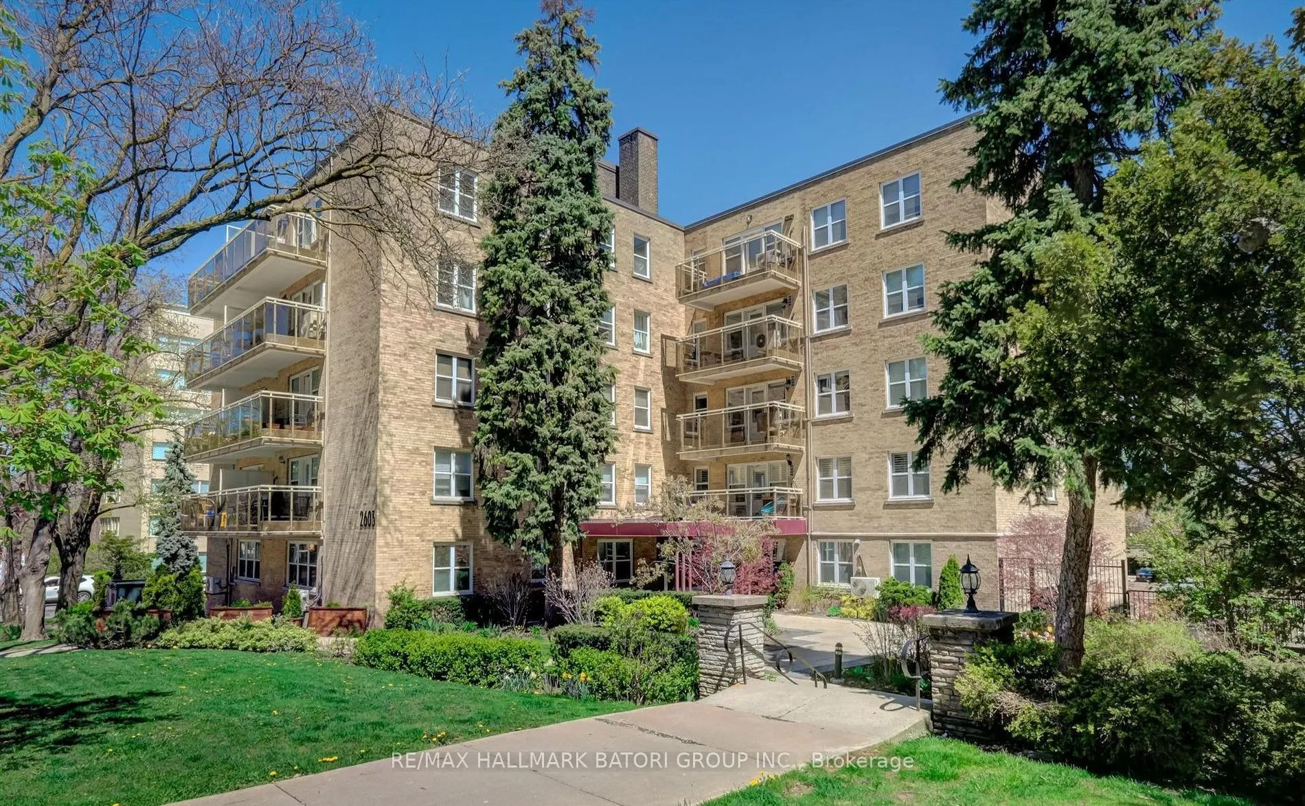 2603 Bathurst Street, #310
