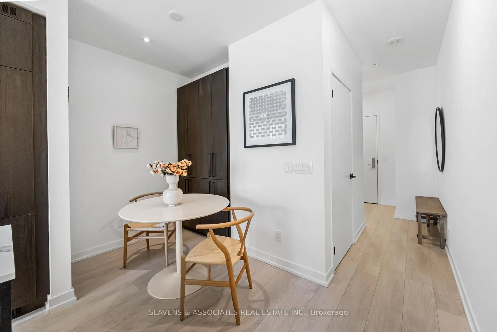 135 East Liberty Street, #2406