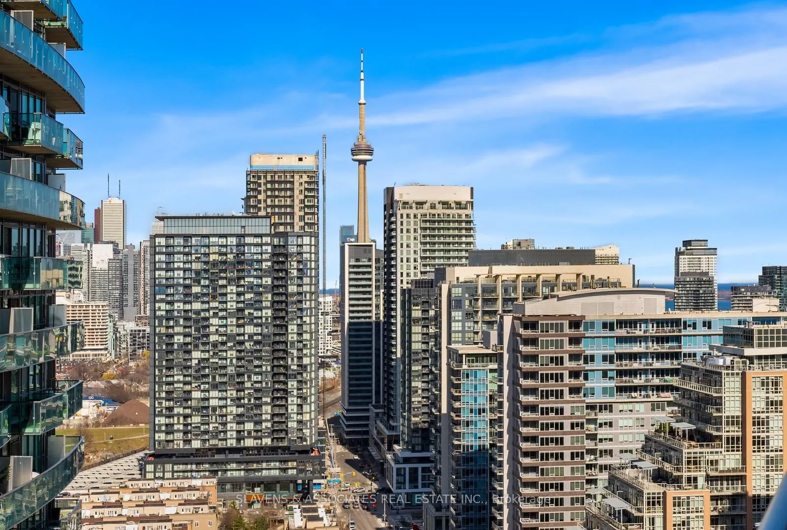 135 East Liberty Street, #2406