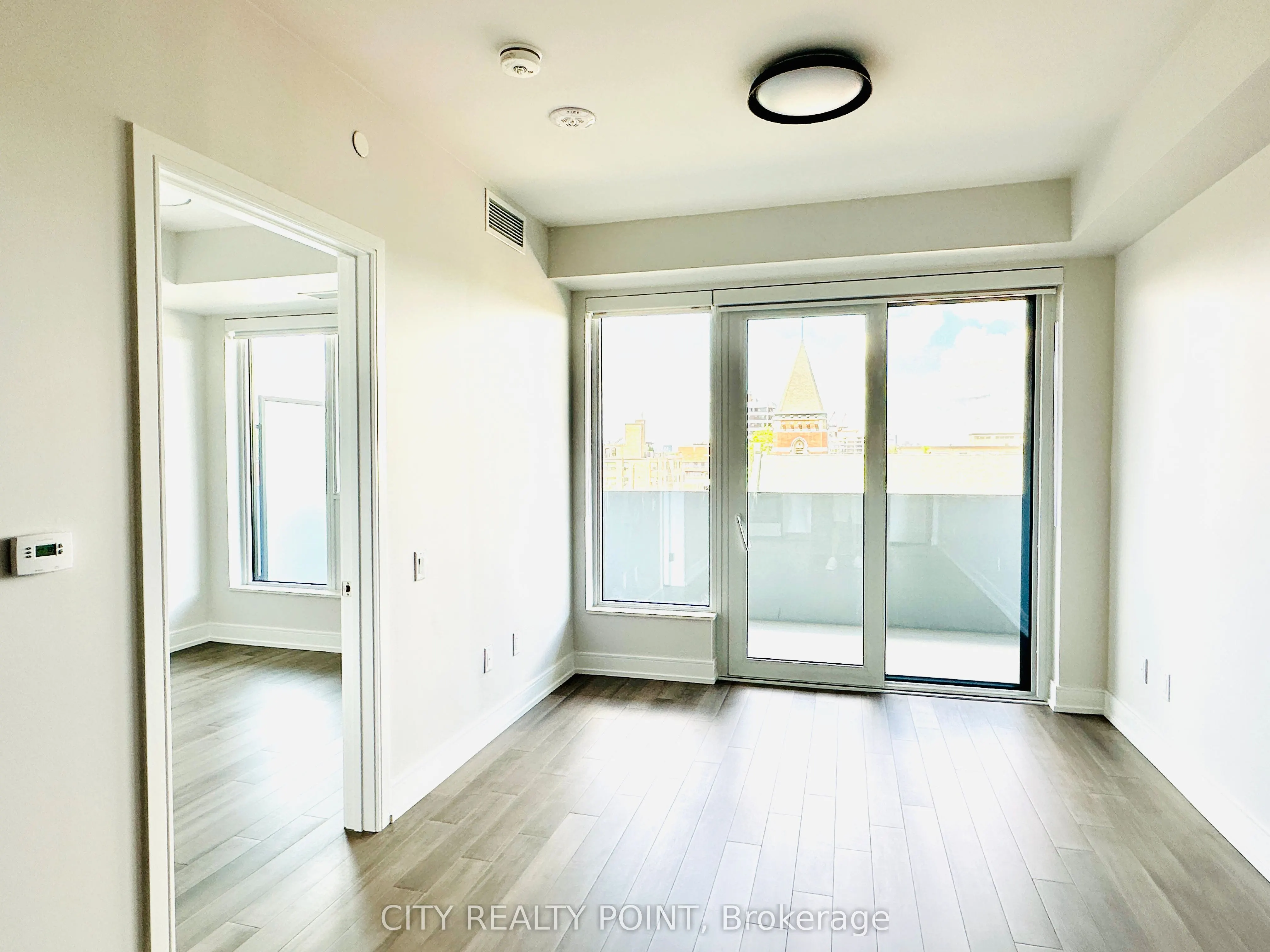 2525 Bathurst Street, #1011