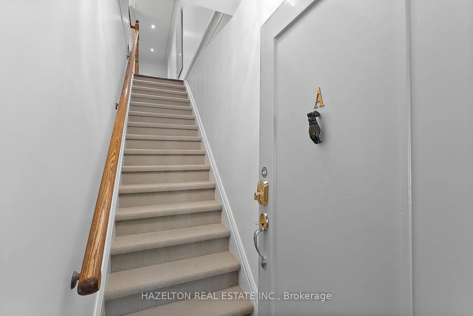 9 Clarendon Avenue, #A