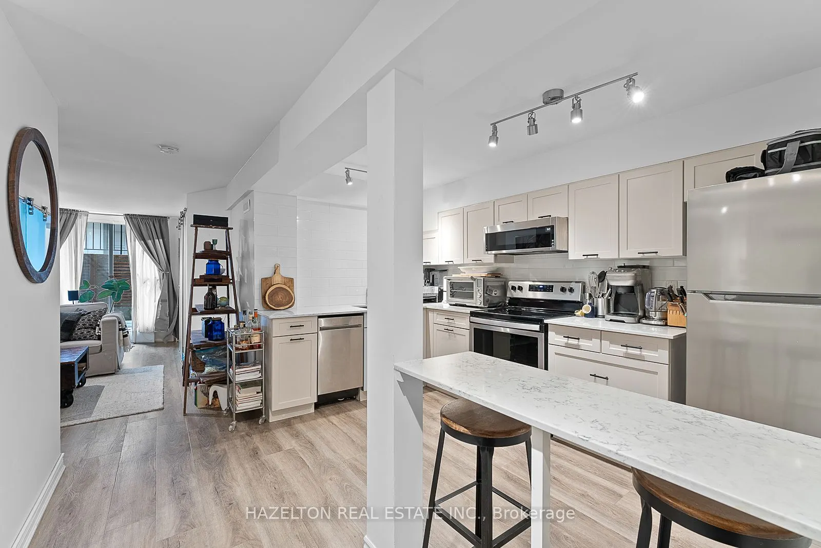 9 Clarendon Avenue, #A