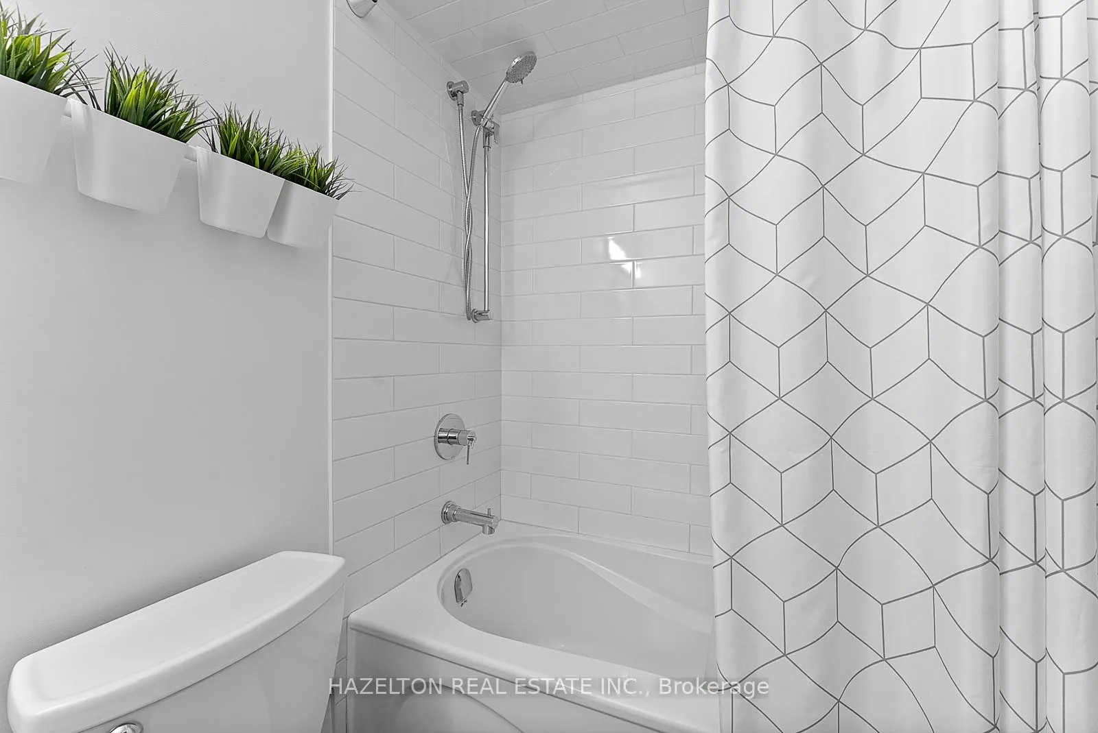 9 Clarendon Avenue, #A