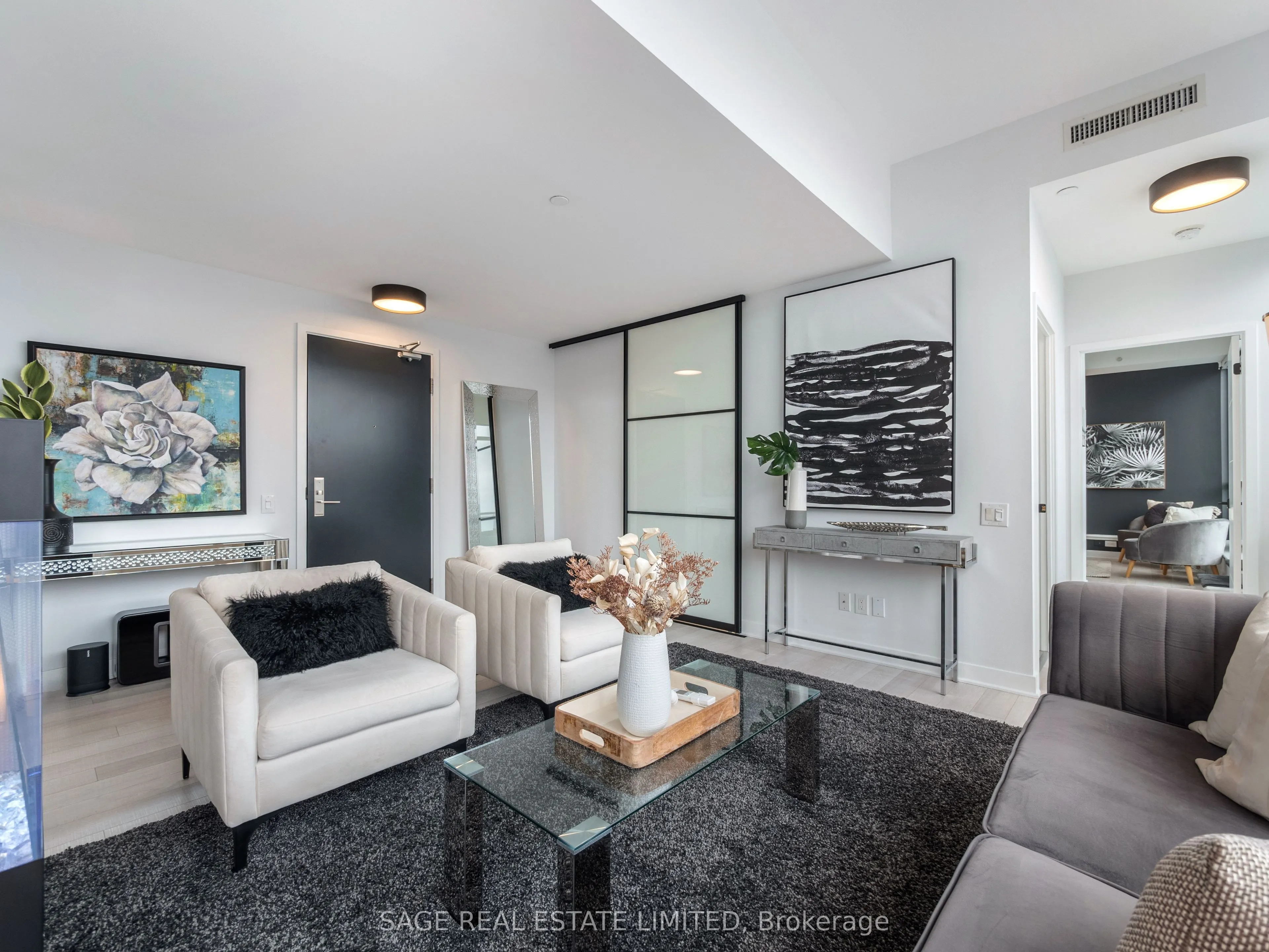 290 Adelaide Street W, #4104