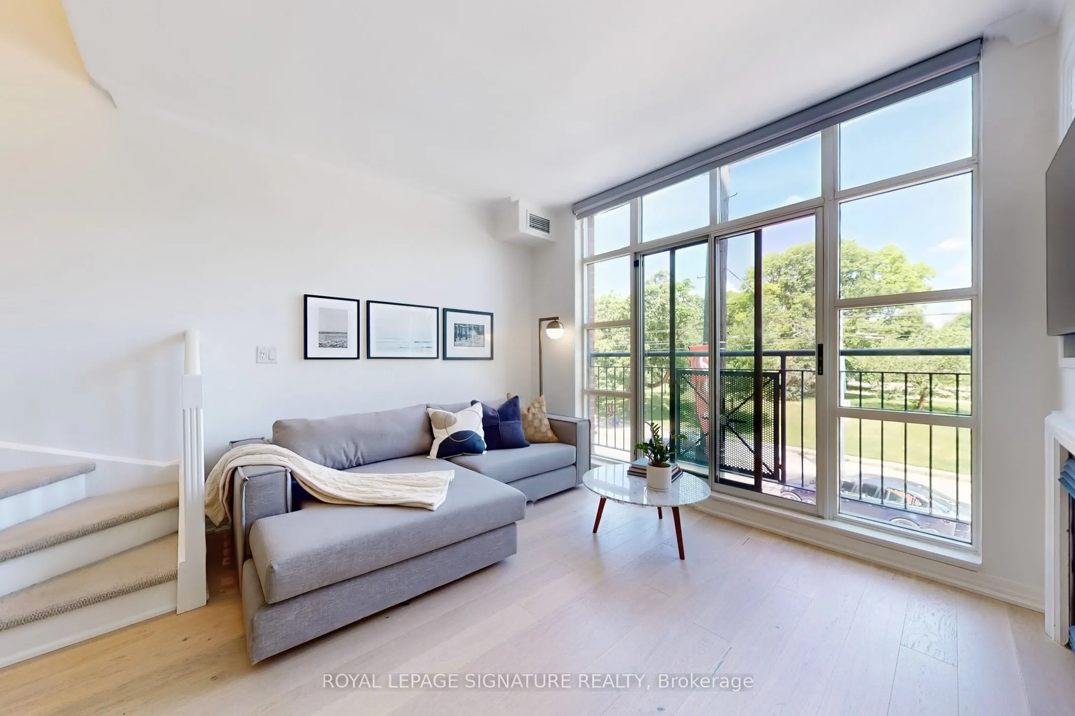 901 Queen Street W #231