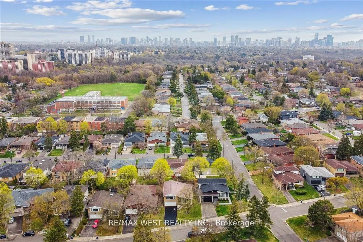 40 Arlstan Drive