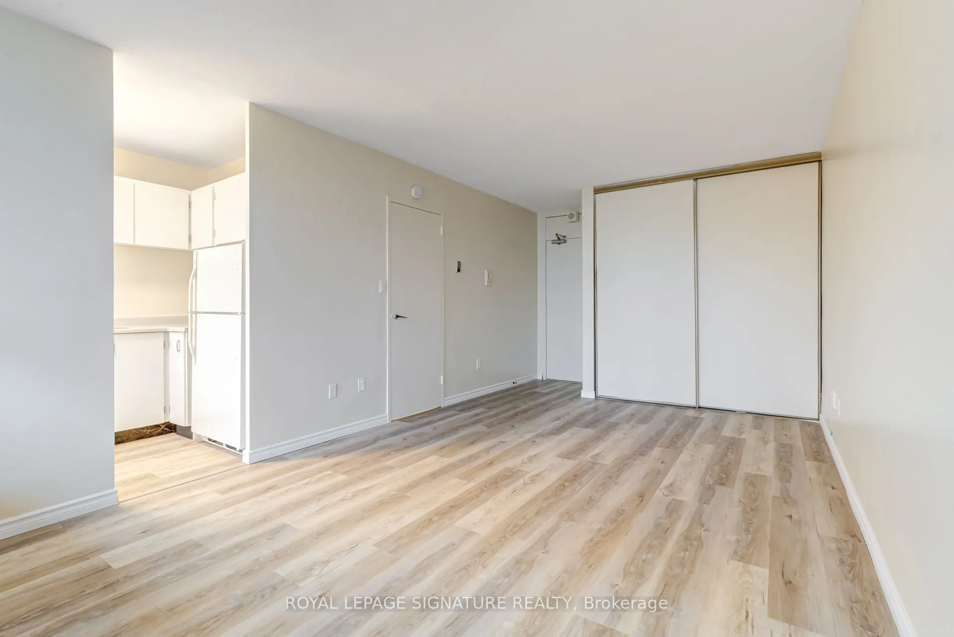 40 Homewood Avenue, #1011