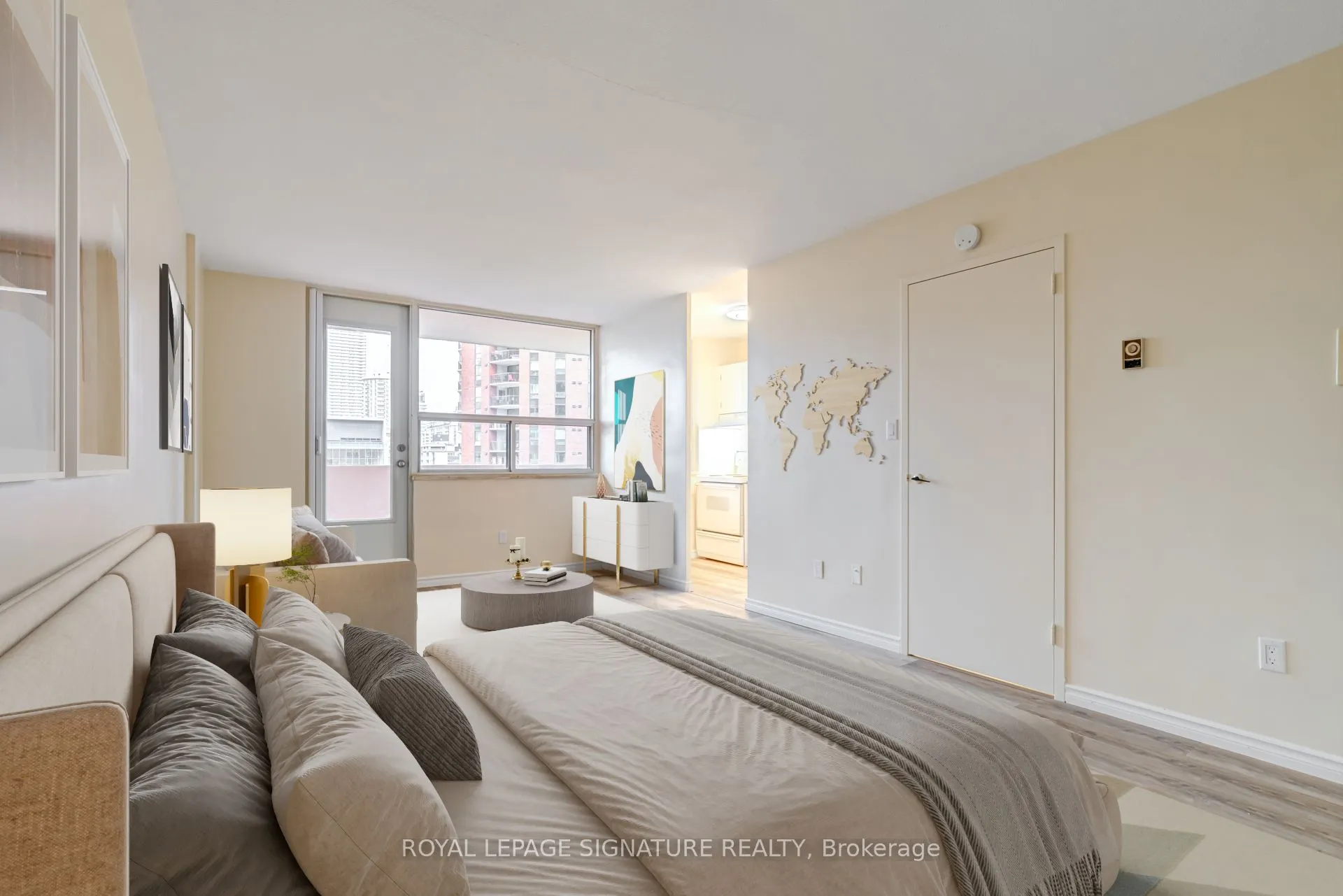 40 Homewood Avenue, #1011