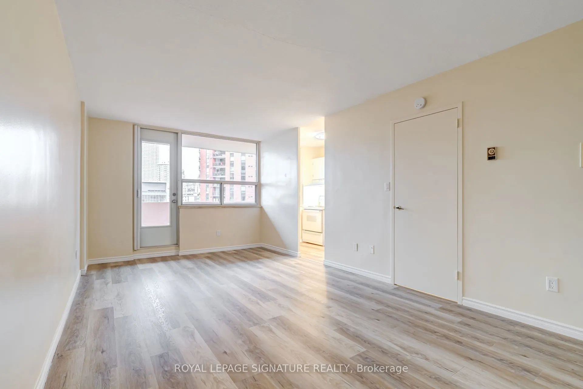 40 Homewood Avenue, #1011