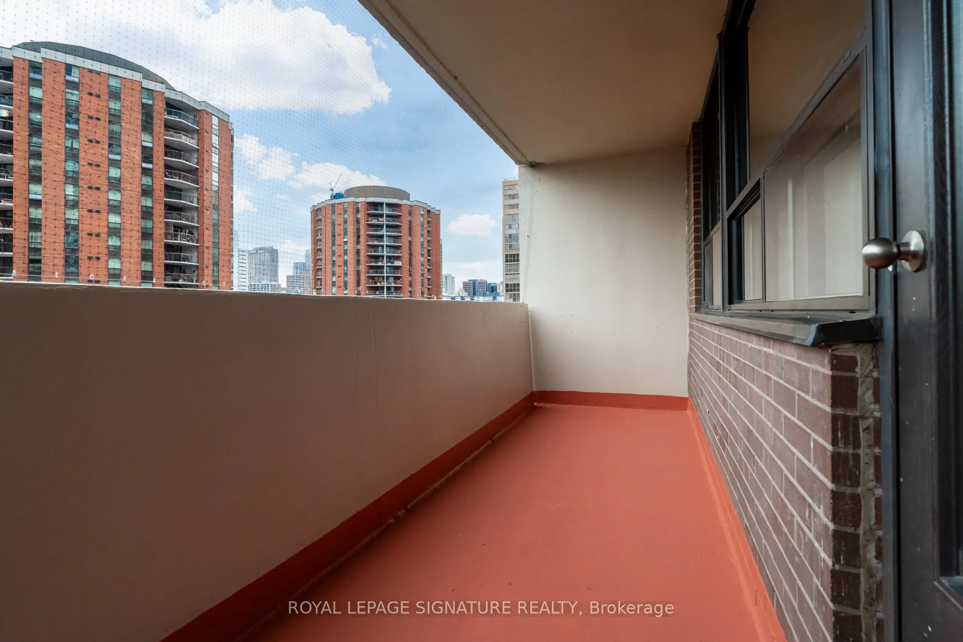 40 Homewood Avenue, #1011