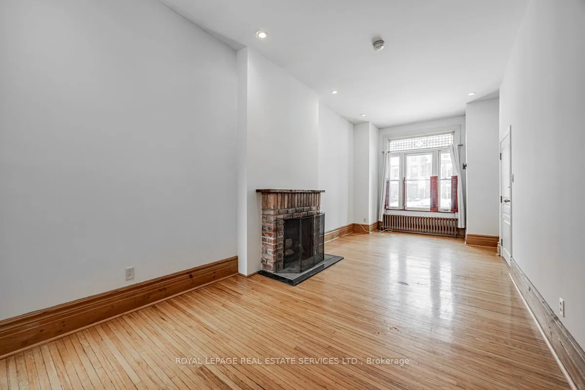 62 Lakeview Avenue