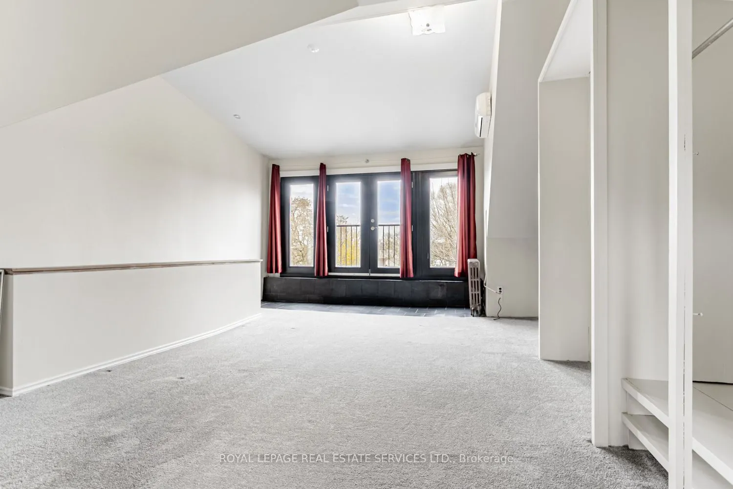 62 Lakeview Avenue