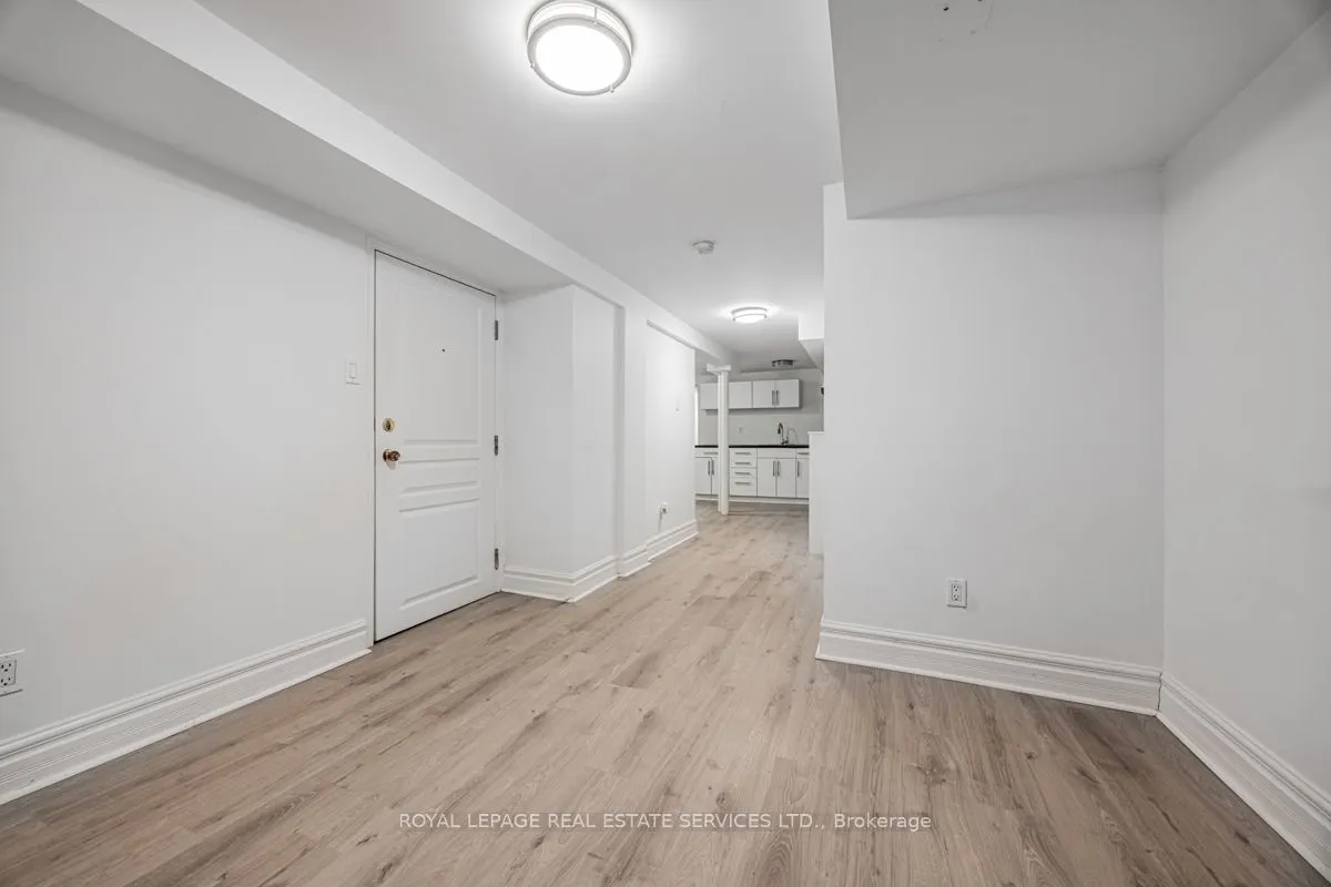 62 Lakeview Avenue