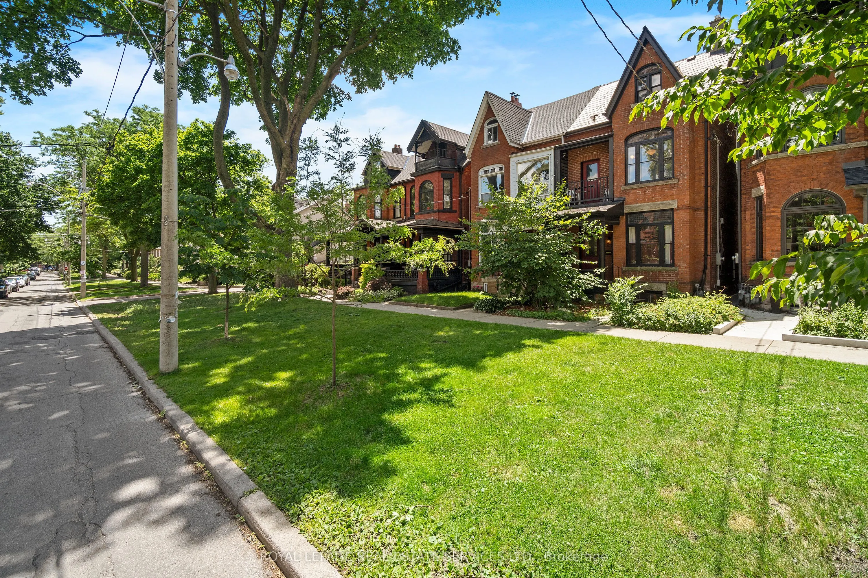 62 Lakeview Avenue