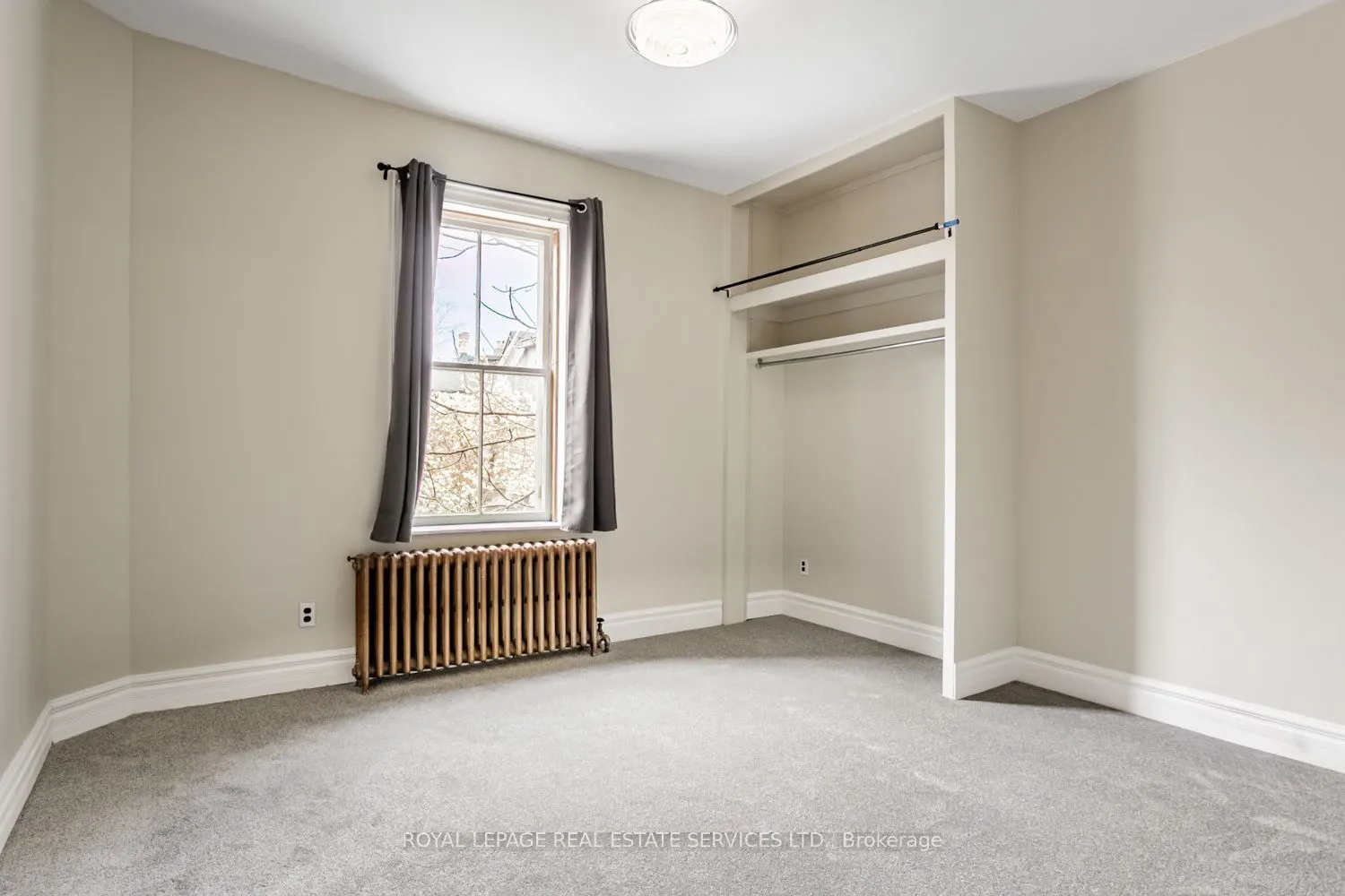 62 Lakeview Avenue