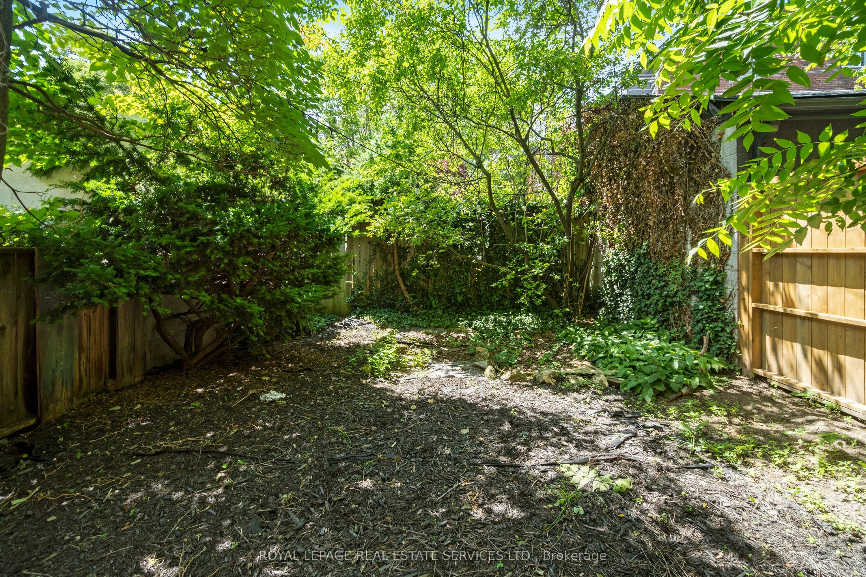 62 Lakeview Avenue