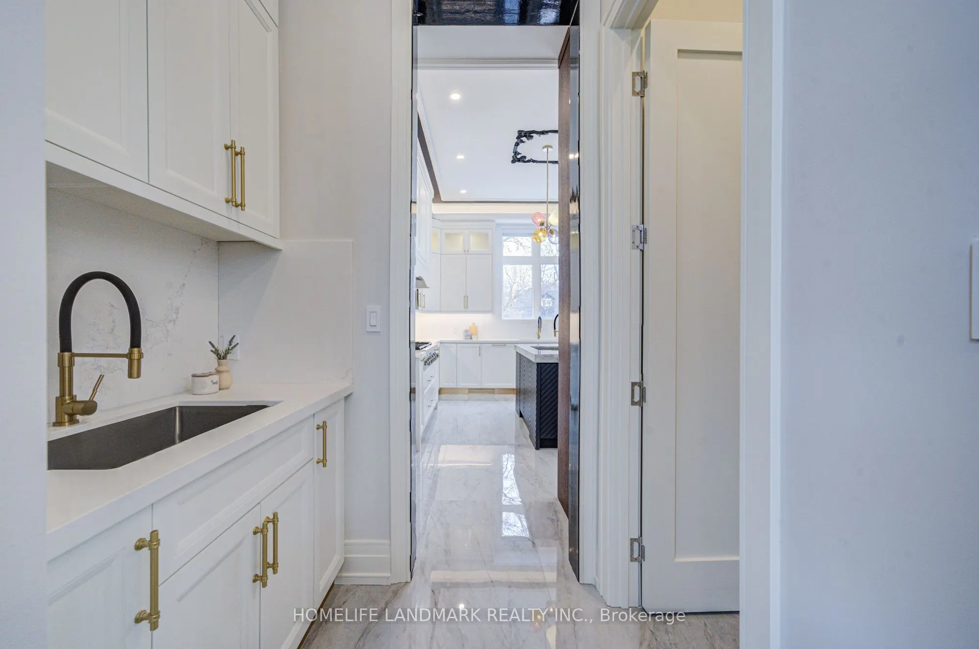 3 DROMORE Crescent