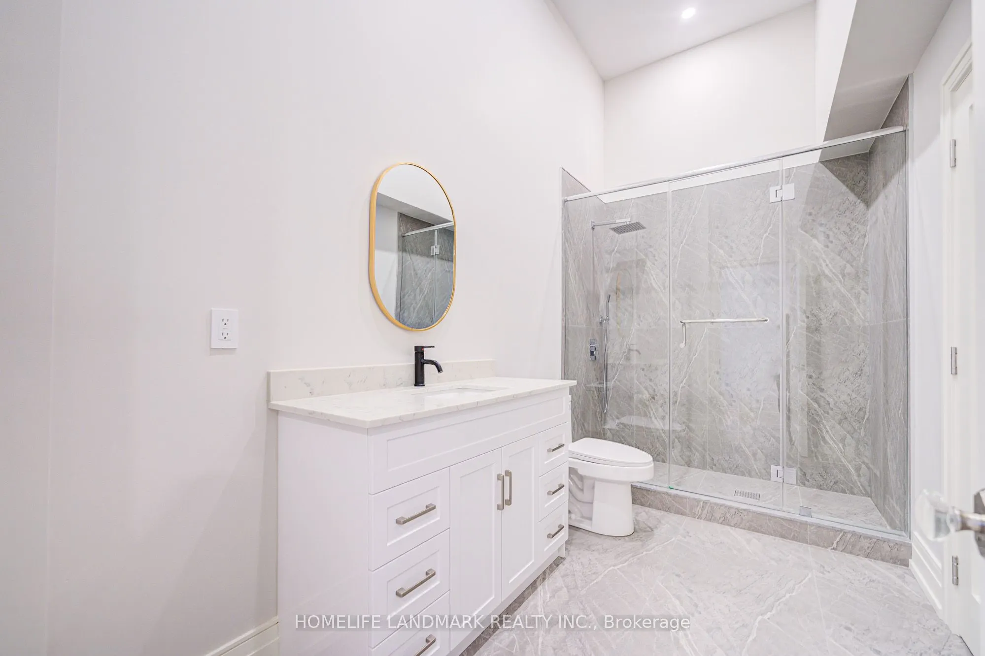 3 DROMORE Crescent