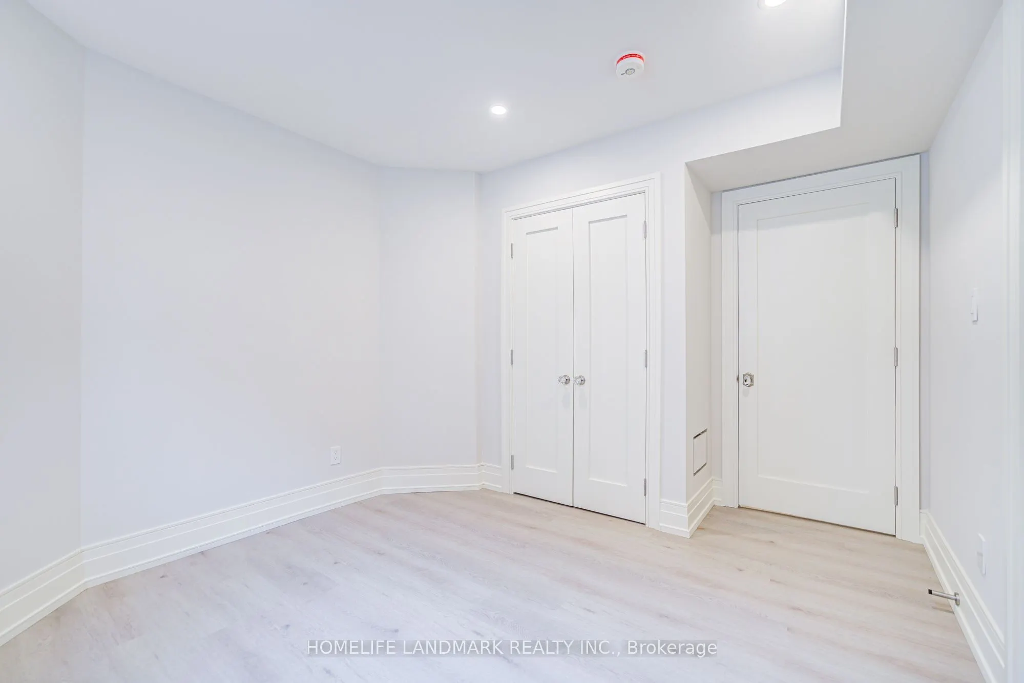 3 DROMORE Crescent