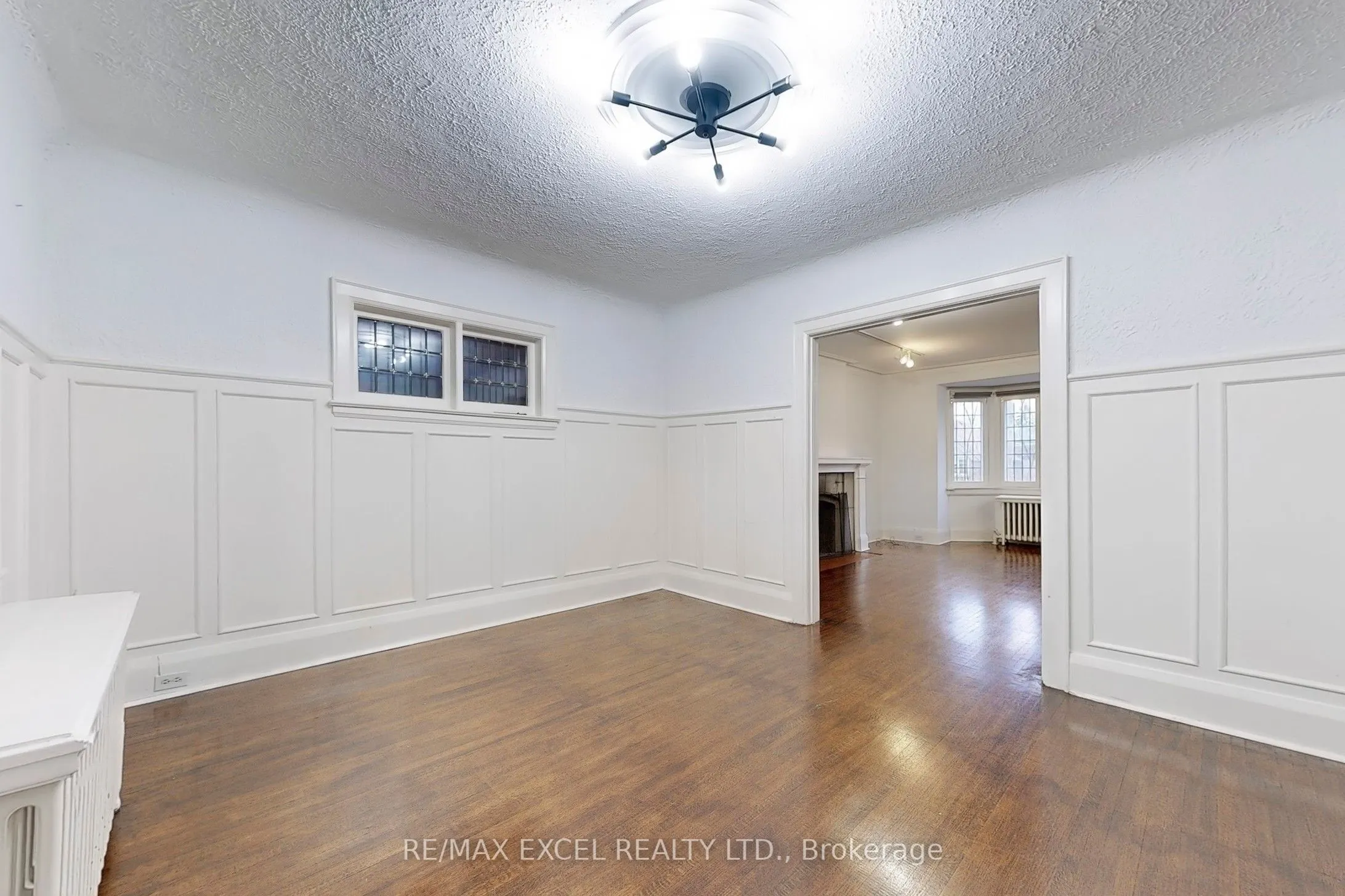 317 Warren Road