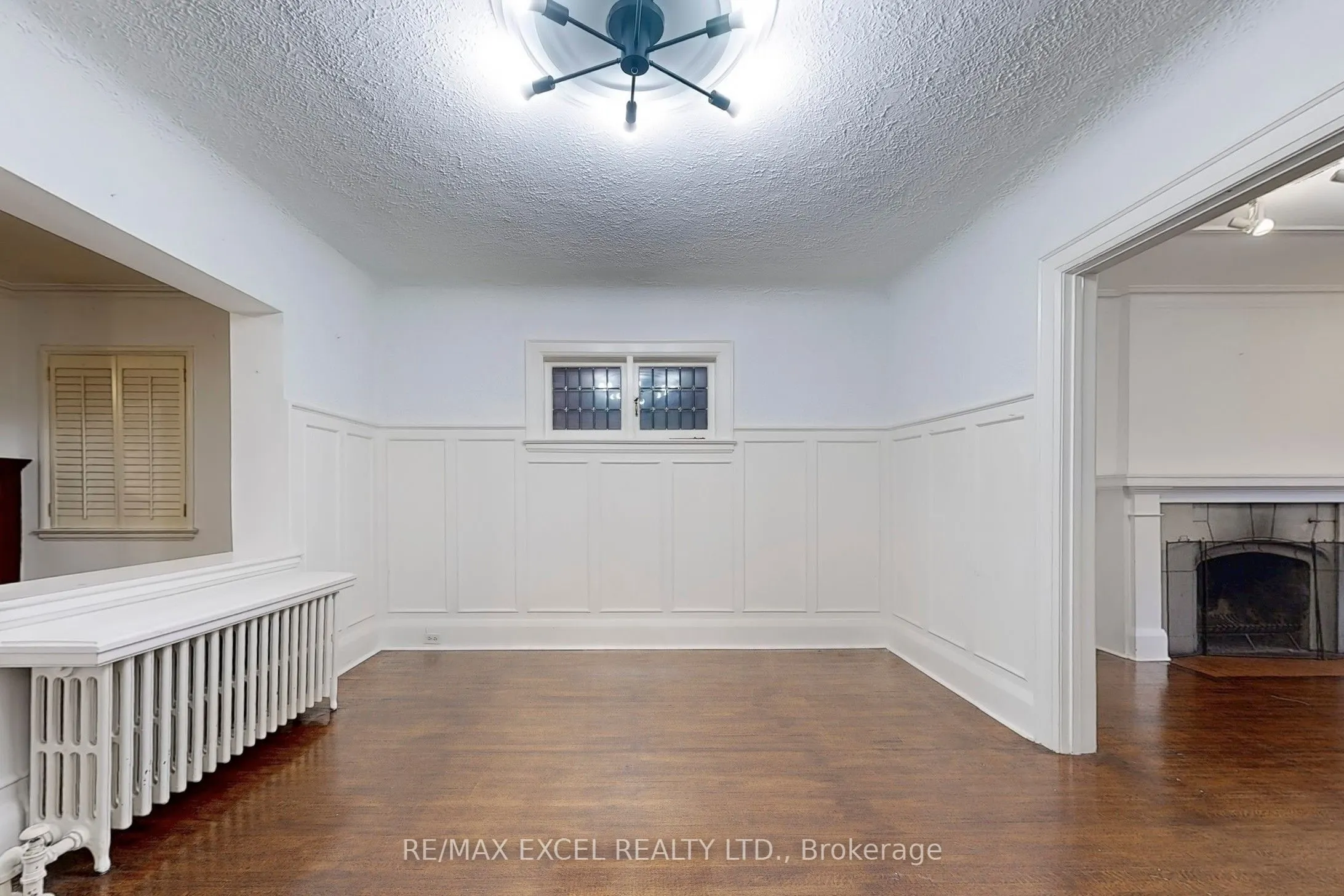 317 Warren Road