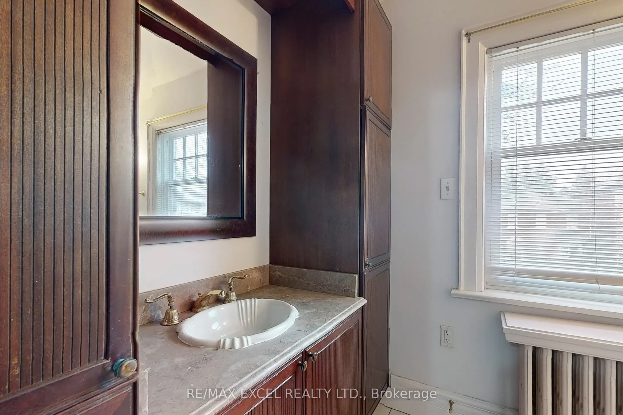 317 Warren Road