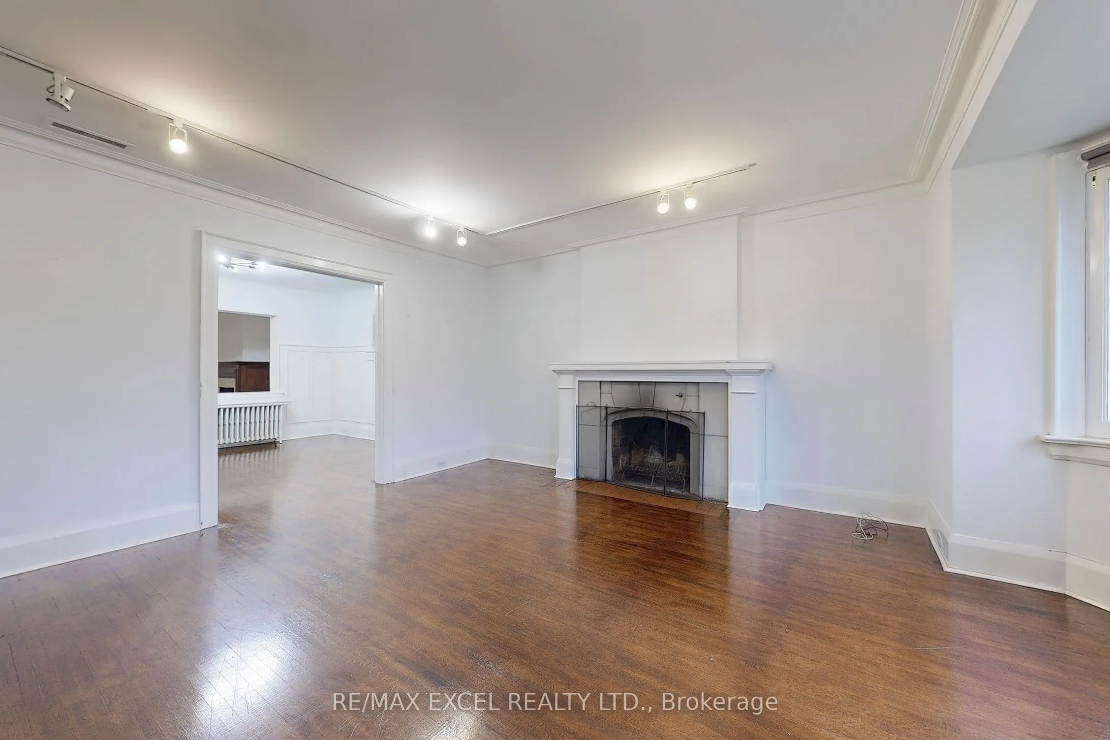 317 Warren Road