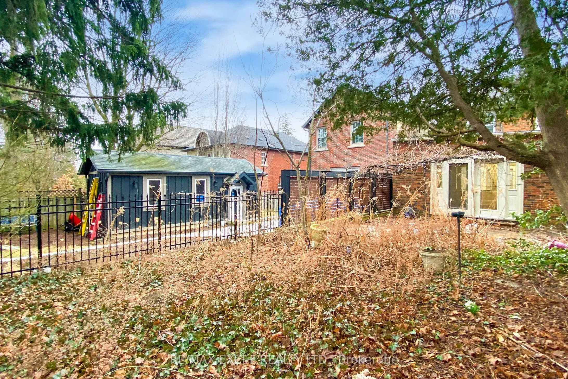 317 Warren Road