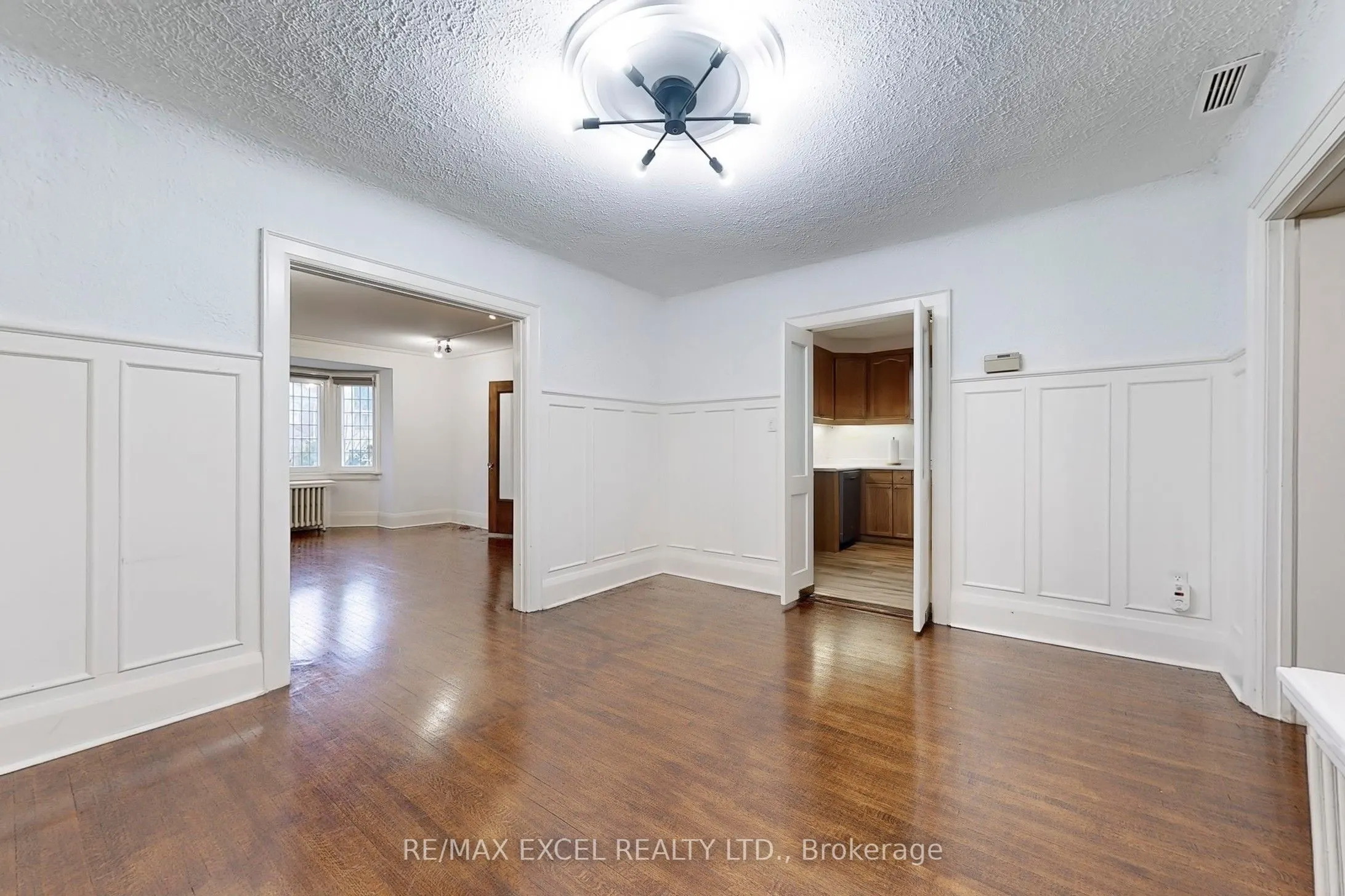 317 Warren Road