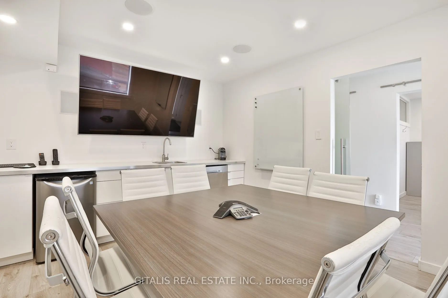 75 Jonesville Crescent, #A & B