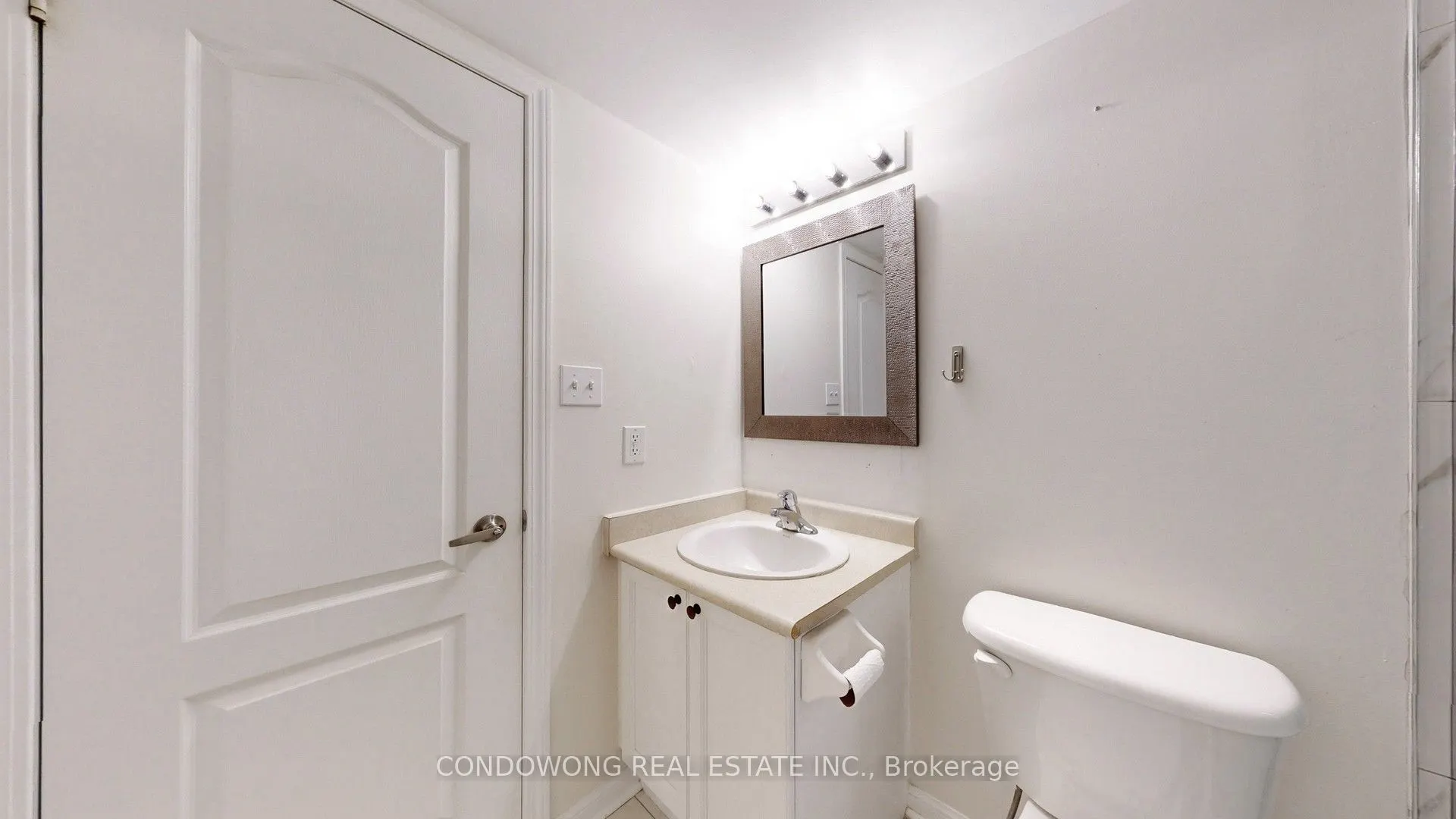 78 Carr Street, #25