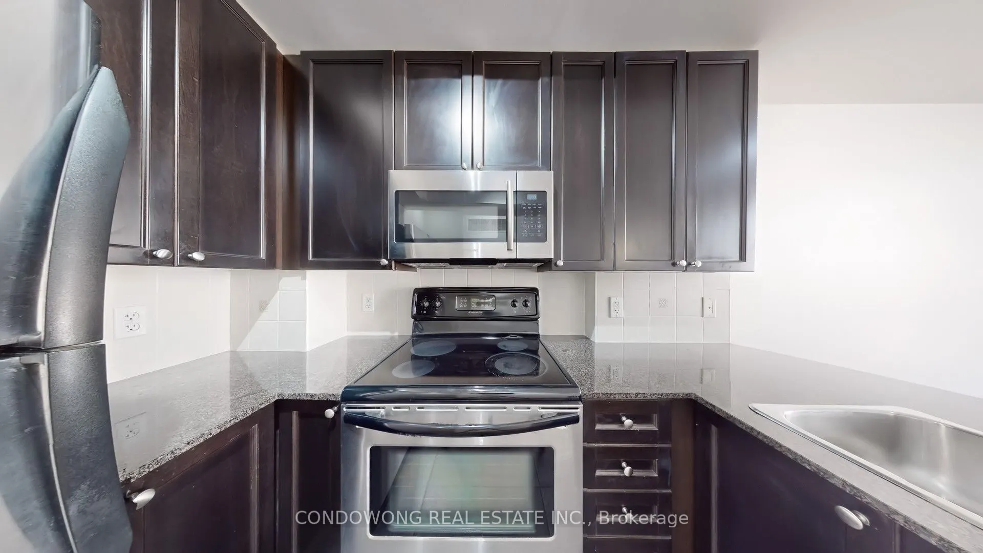 78 Carr Street, #25