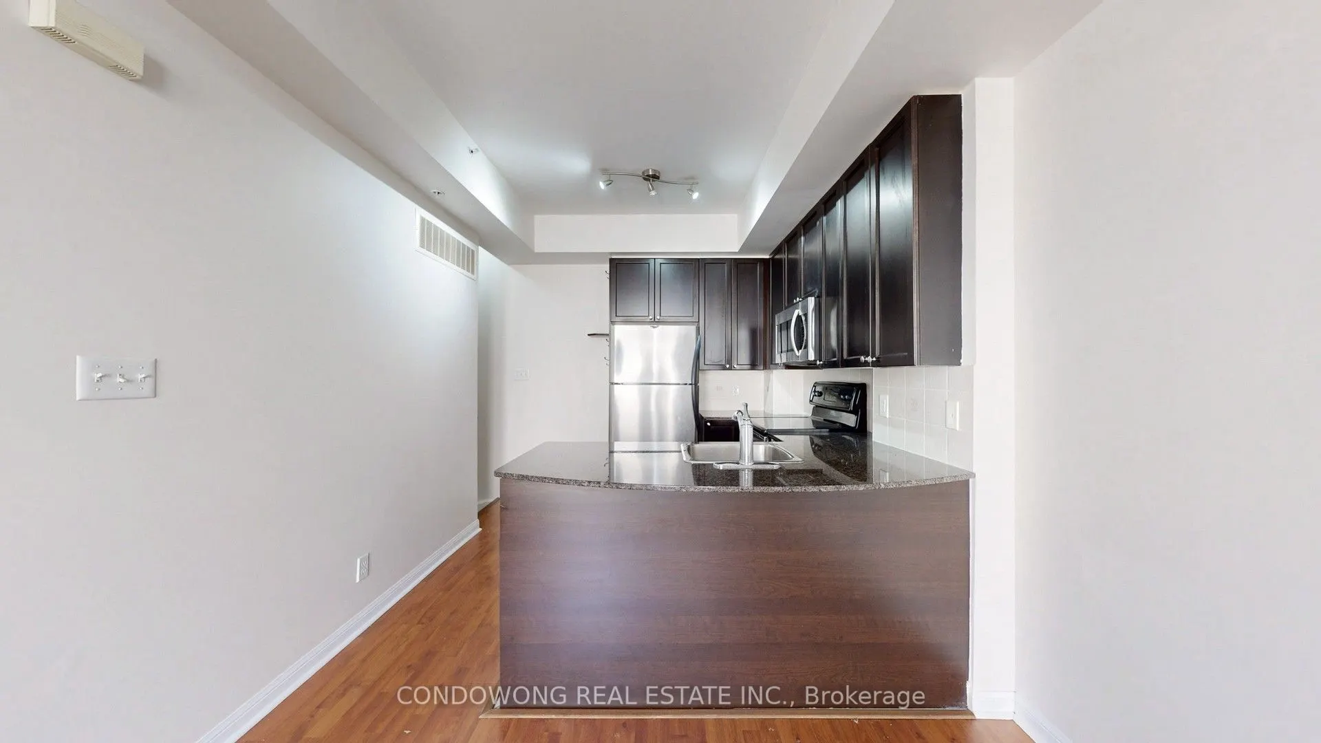 78 Carr Street, #25
