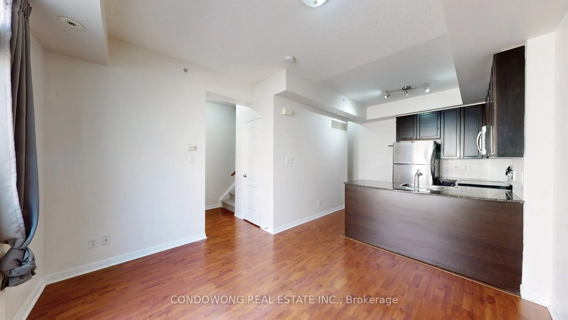 78 Carr Street, #25
