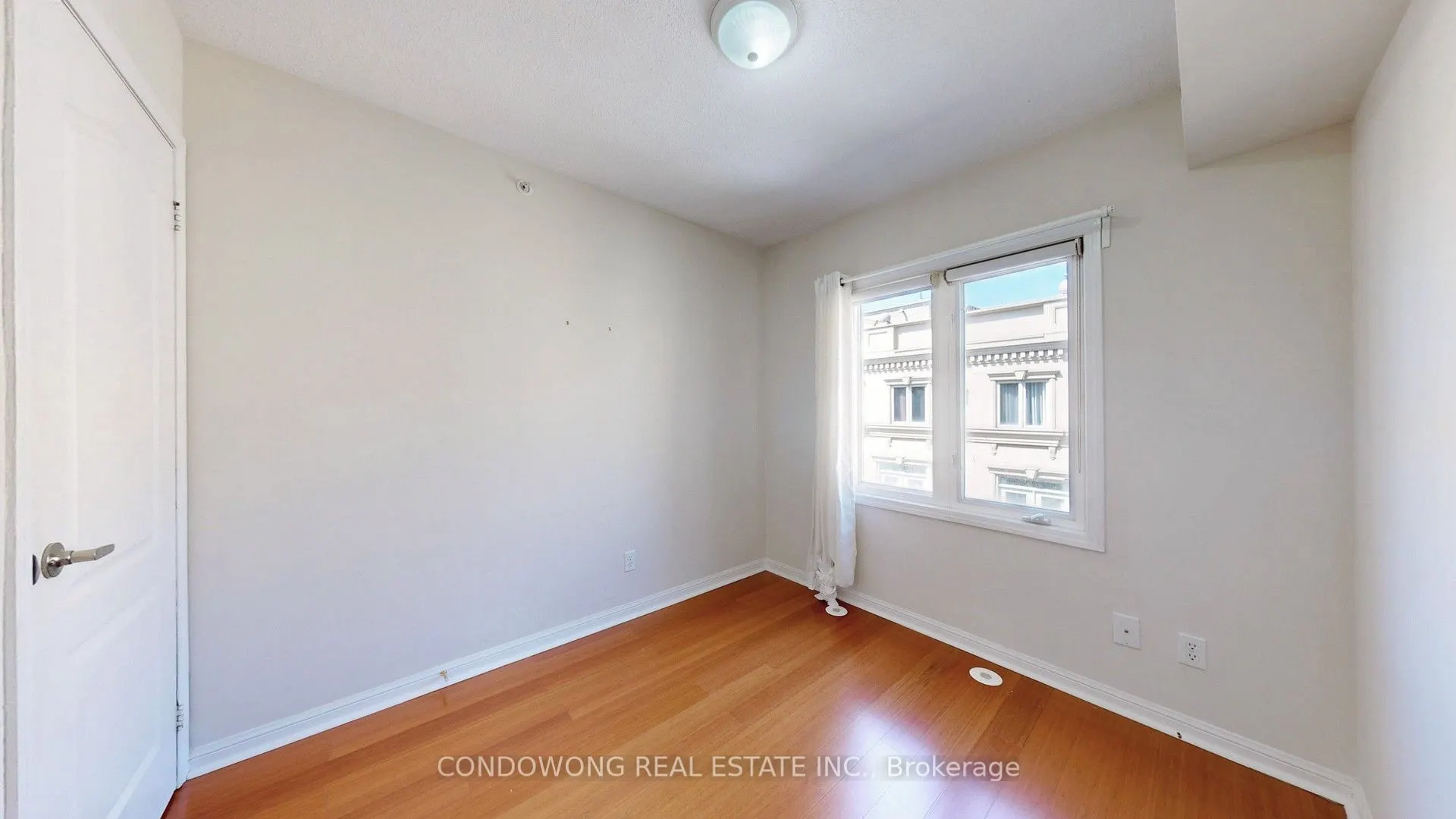 78 Carr Street, #25