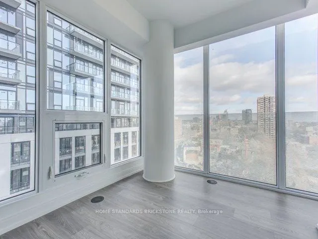 181 Dundas Street E, #1211