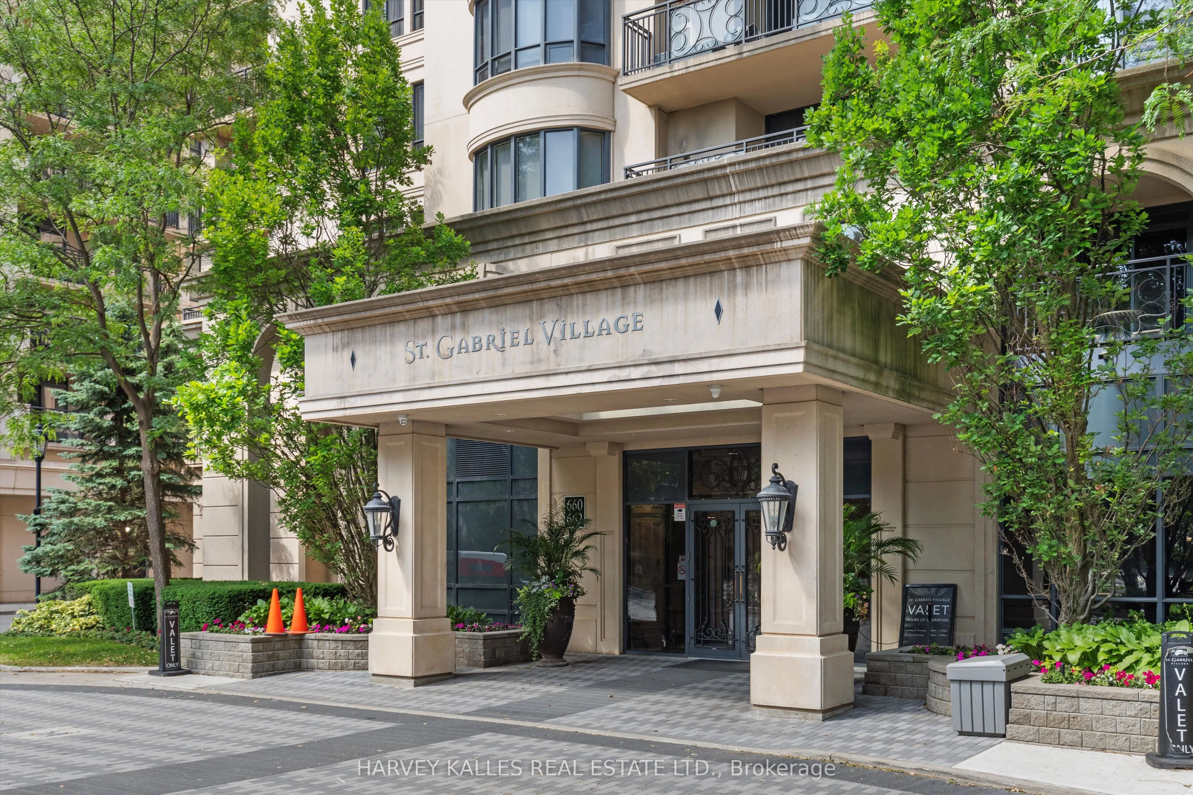 662 Sheppard Avenue E, #UPH4