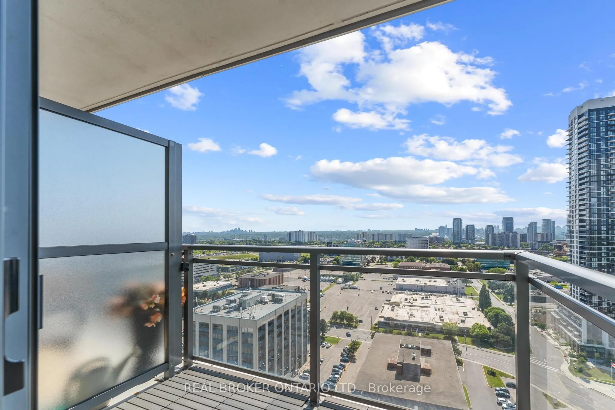 55 Ann O'reilly Road, #2210