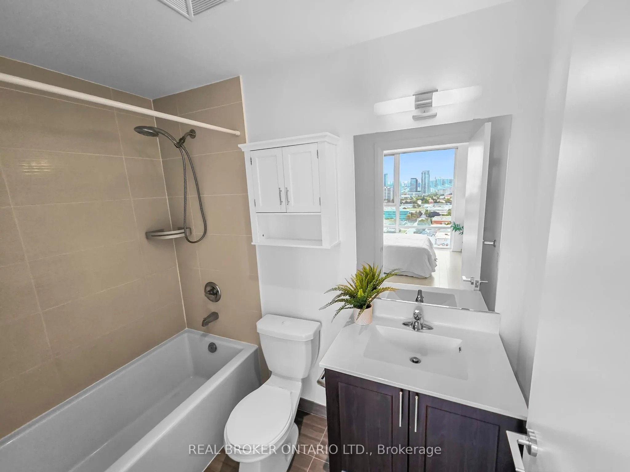 55 Ann O'reilly Road, #2210