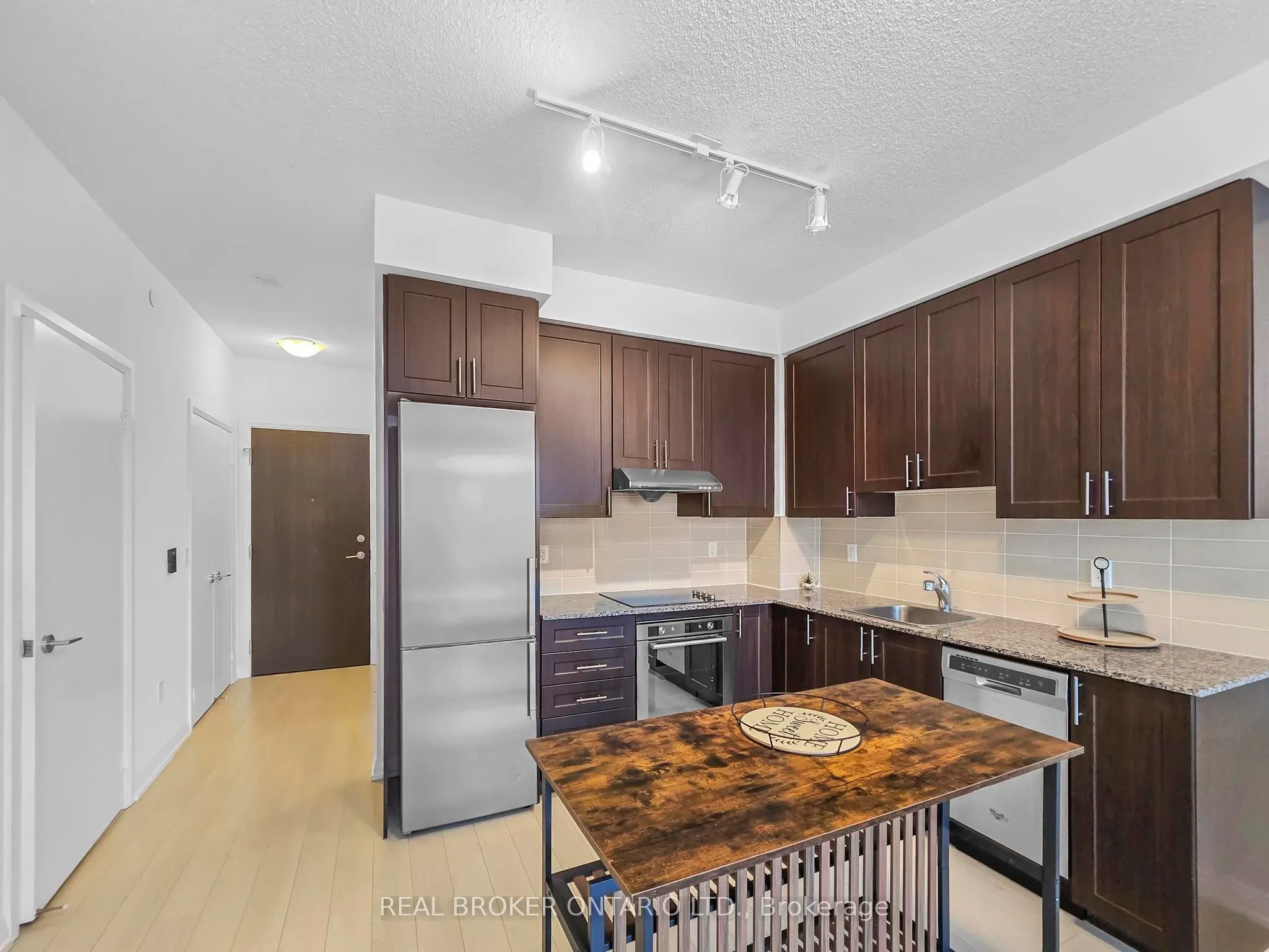 55 Ann O'reilly Road, #2210