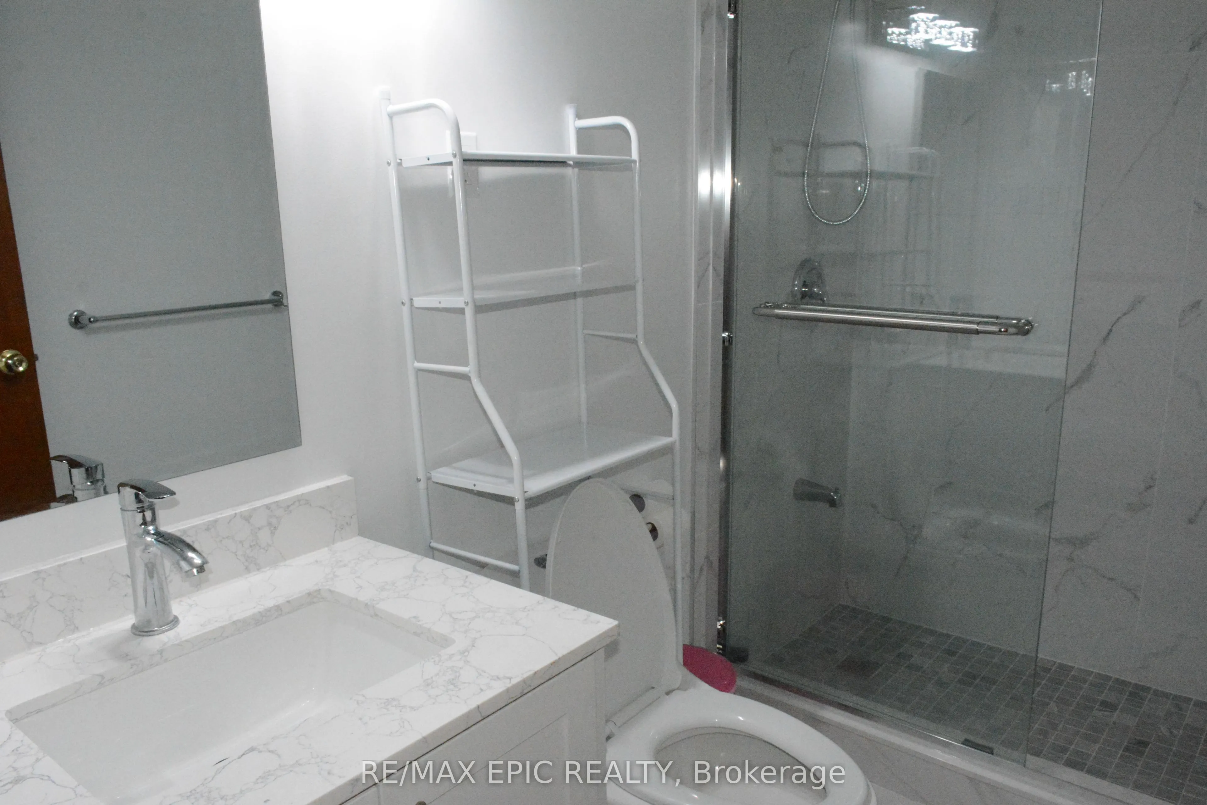 137 Markham Street, #main