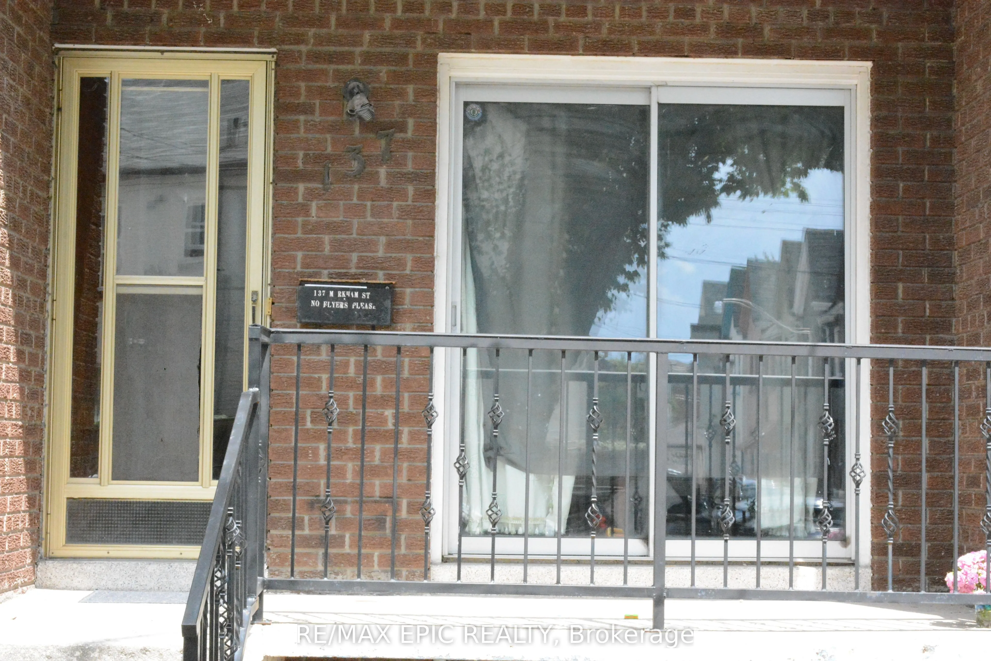 137 Markham Street, #main