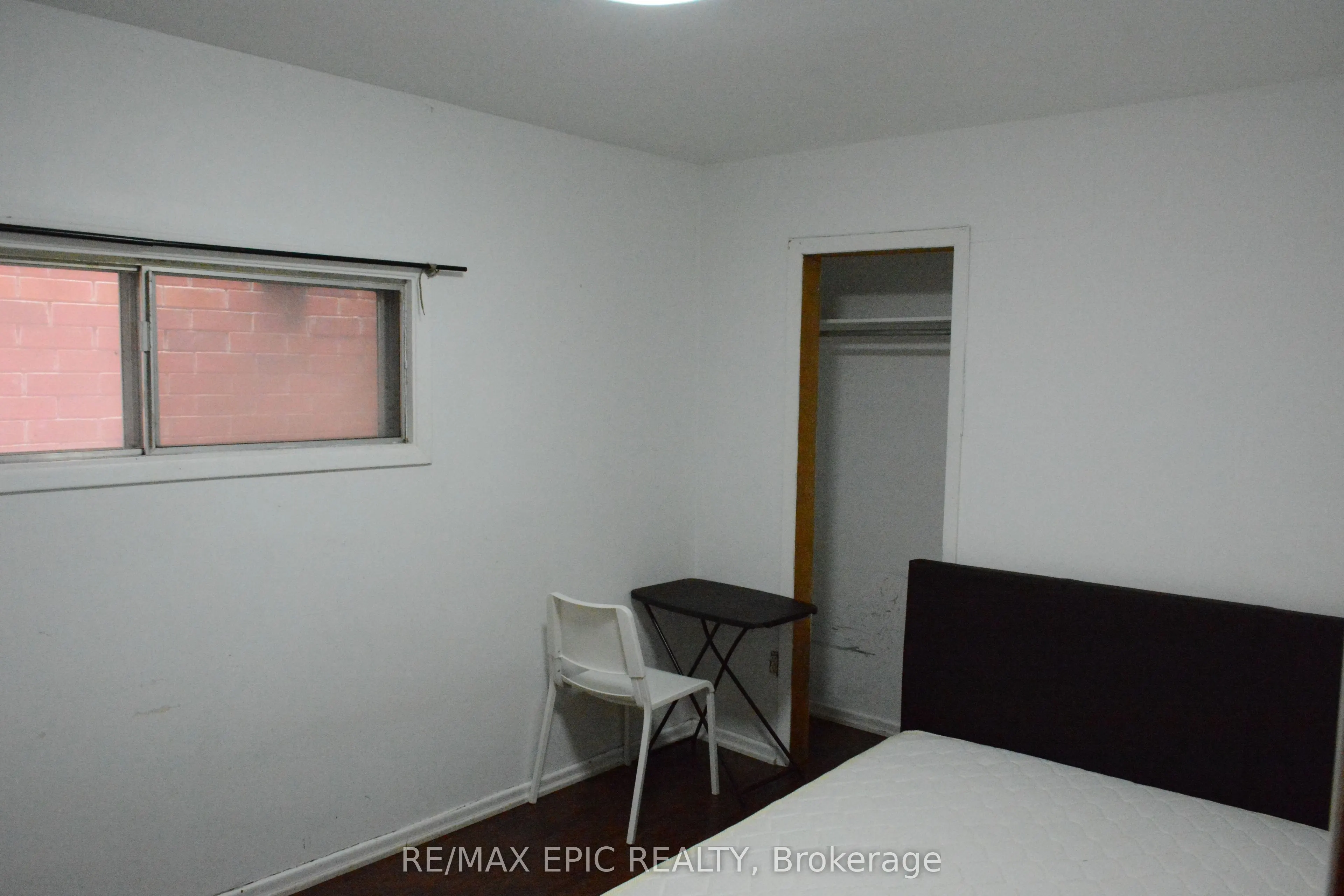 137 Markham Street, #main